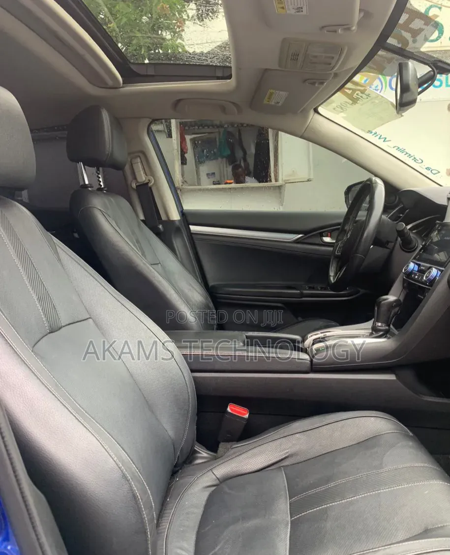 Honda Civic 2018 Blue