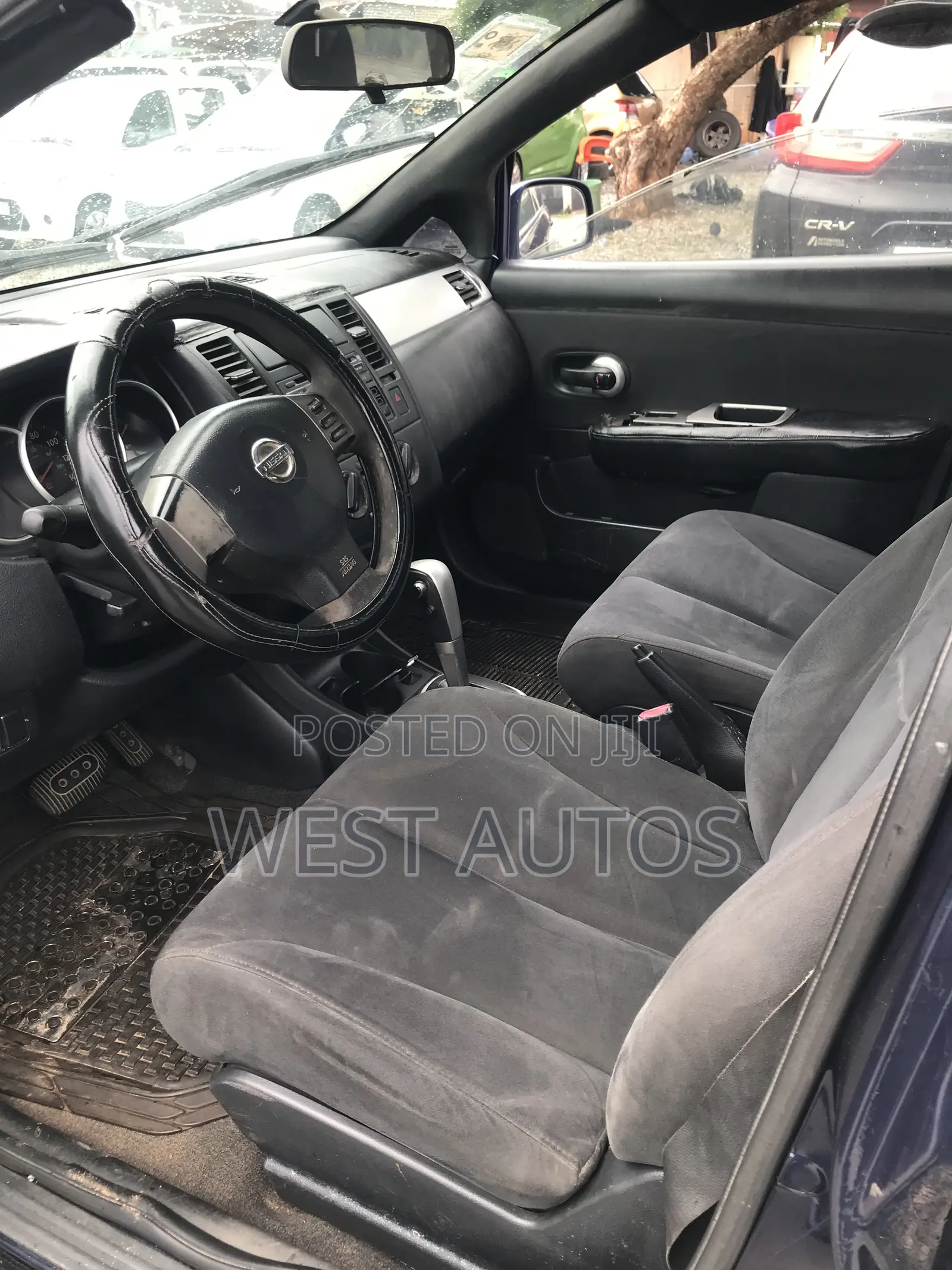 Nissan Versa 2010 Blue