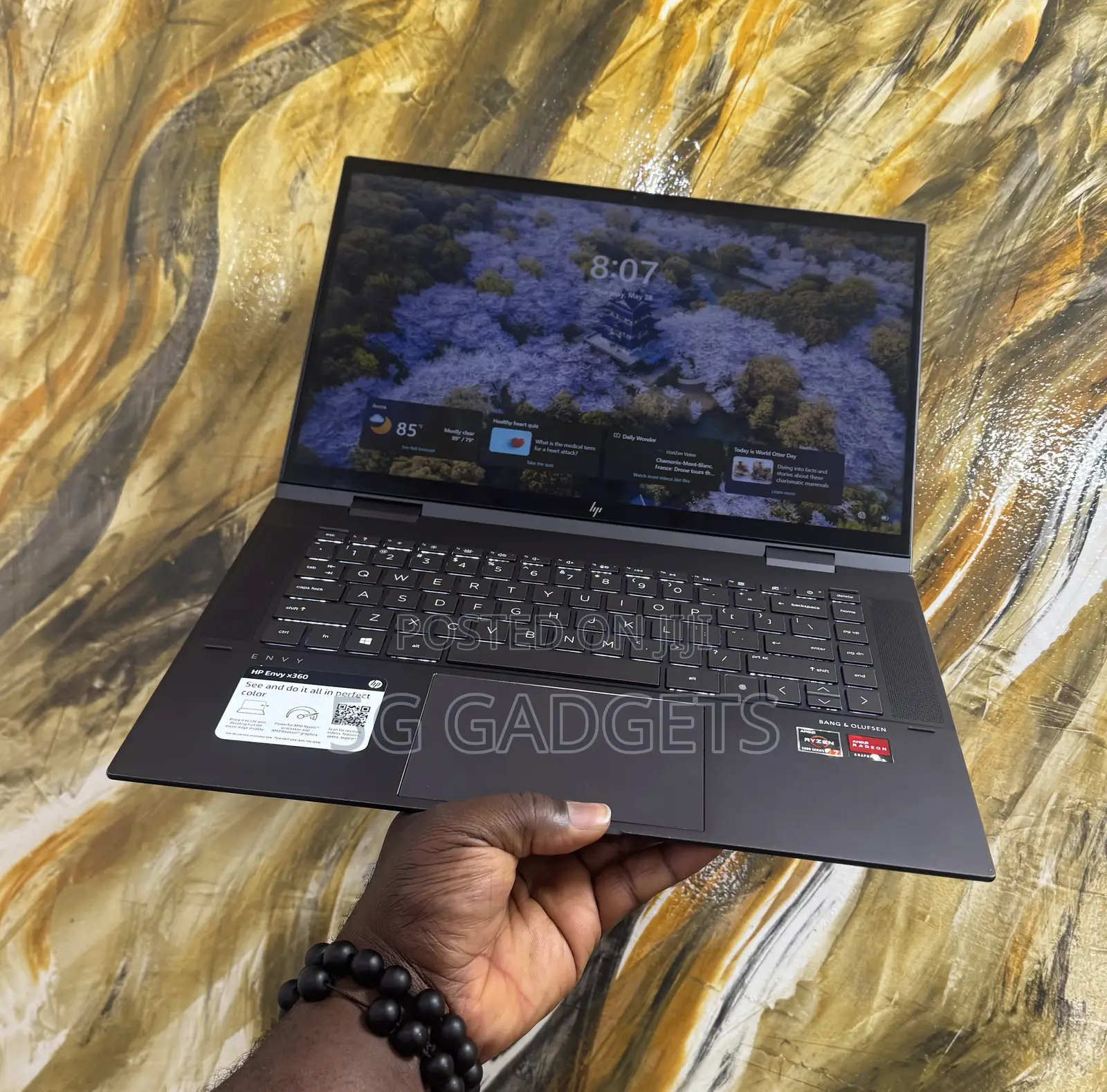 Laptop HP Envy X360 15t 16GB AMD Ryzen 7 SSD 512GB