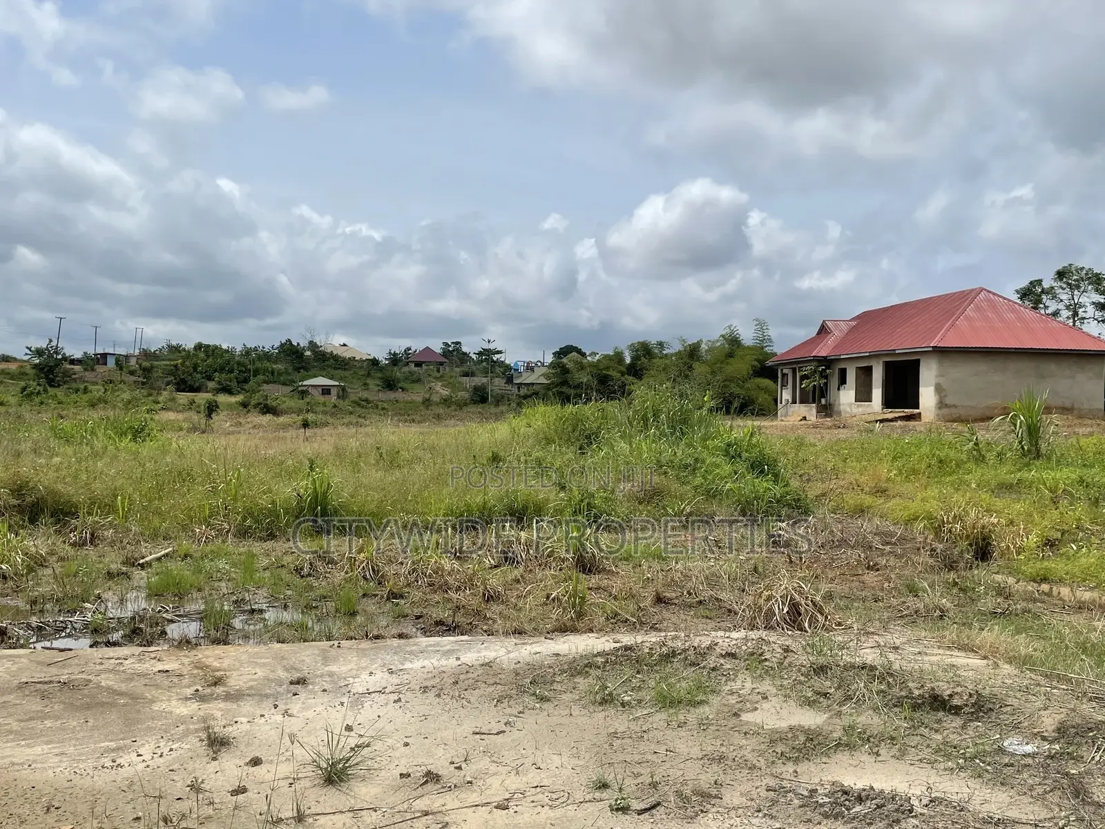 Accra-Kumasi Hwy Roadside Commercial Land for Sale at Ejisu, Kumasi