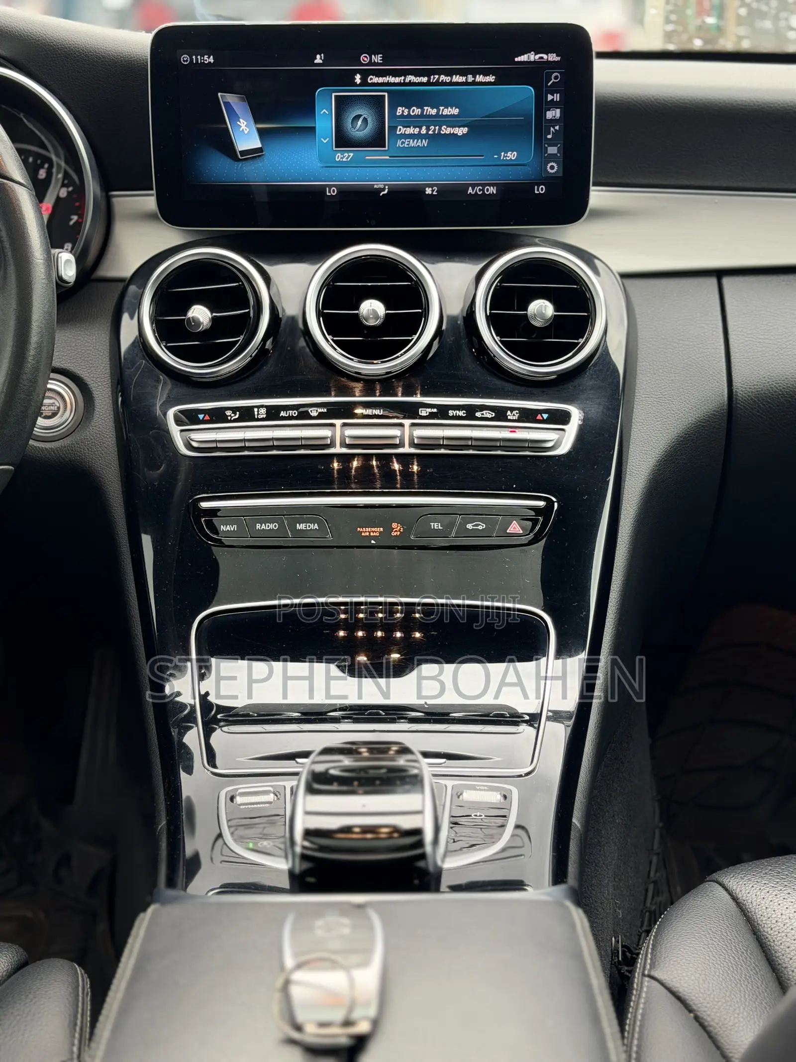 Mercedes-Benz C300 2020 Black