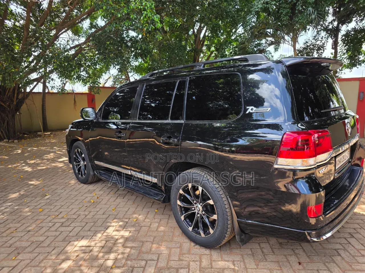 Toyota Land Cruiser 4.5 V8 VXR 2013 Black