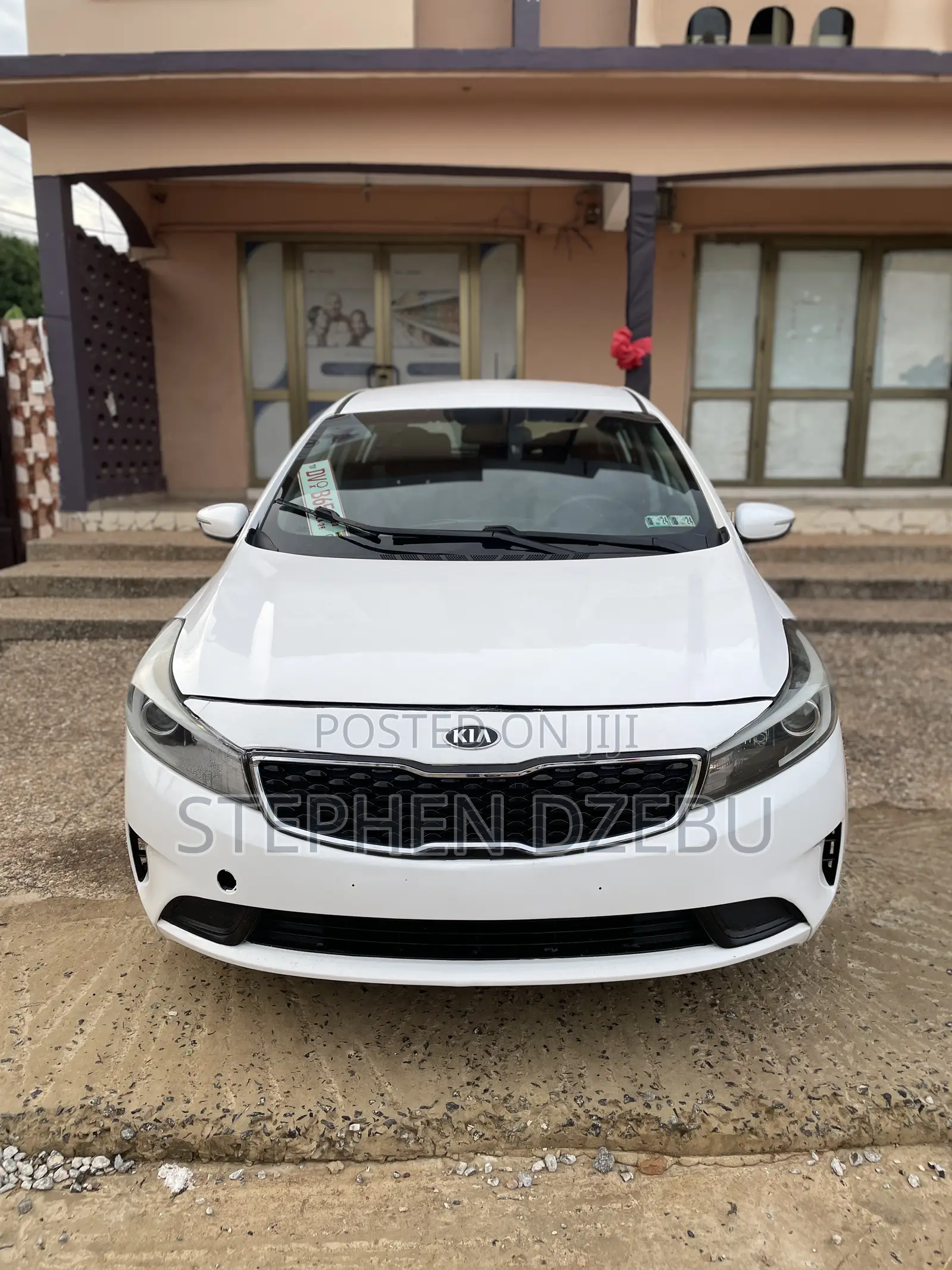 Kia Forte SX Hatchback 2017 White