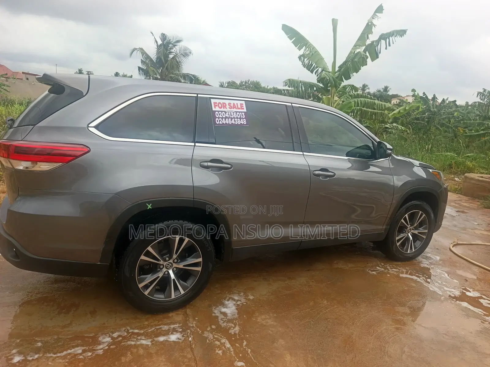 Toyota Highlander SE 2019 Gray