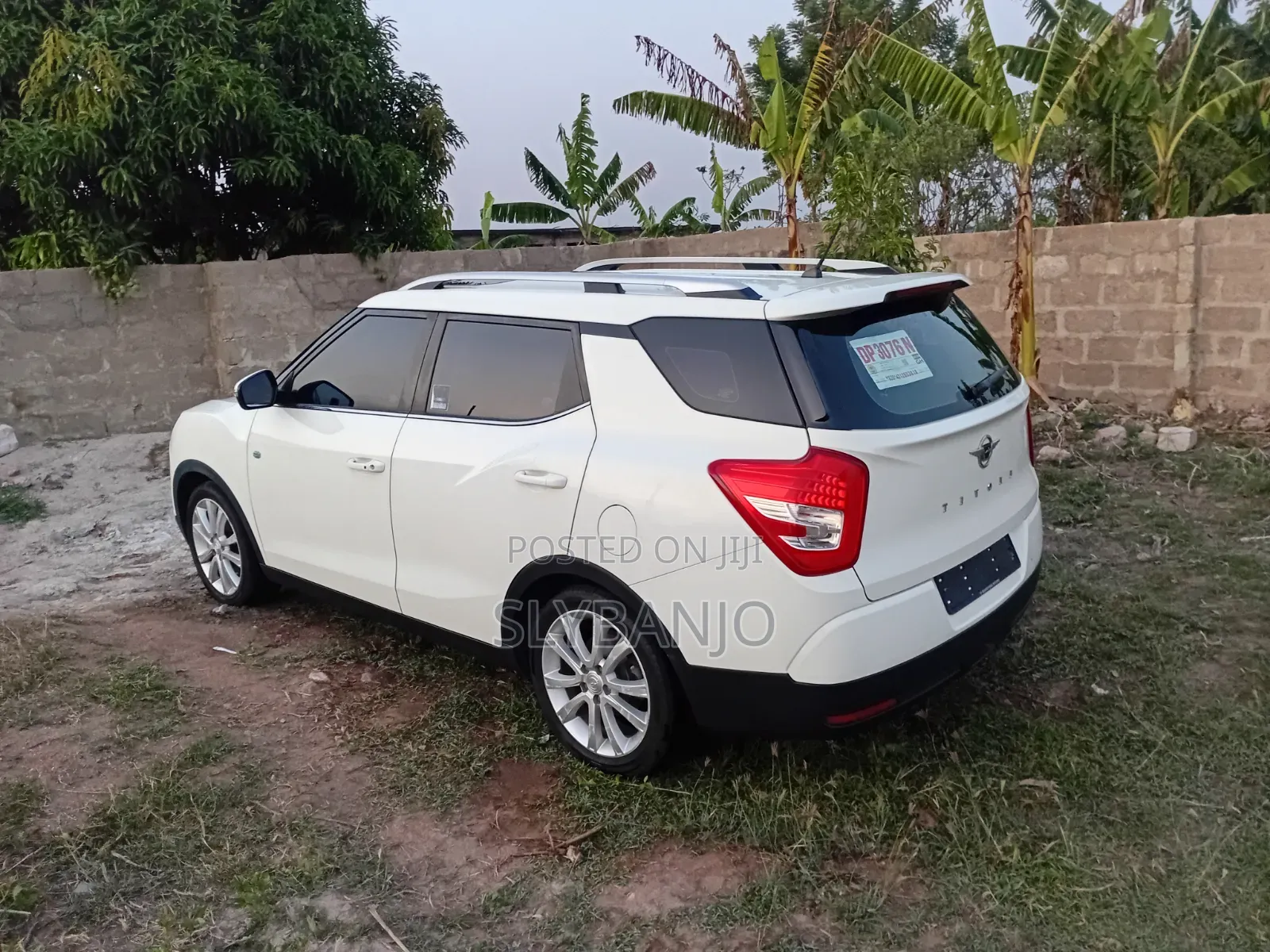 SsangYong Rodius 2017 White