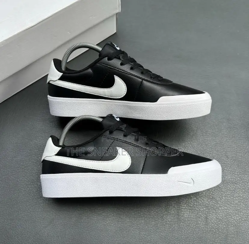 Nike Fly Wire Black and White