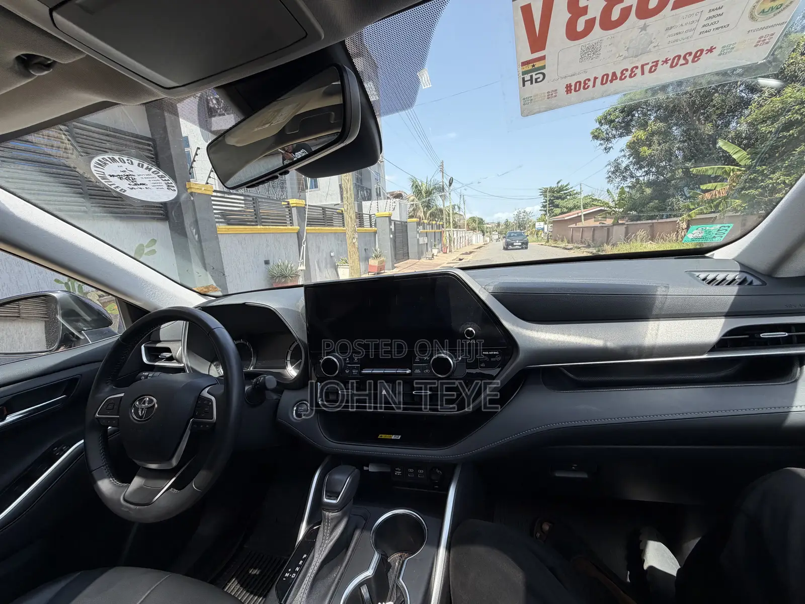 Toyota Highlander XLE AWD 2023 Blue