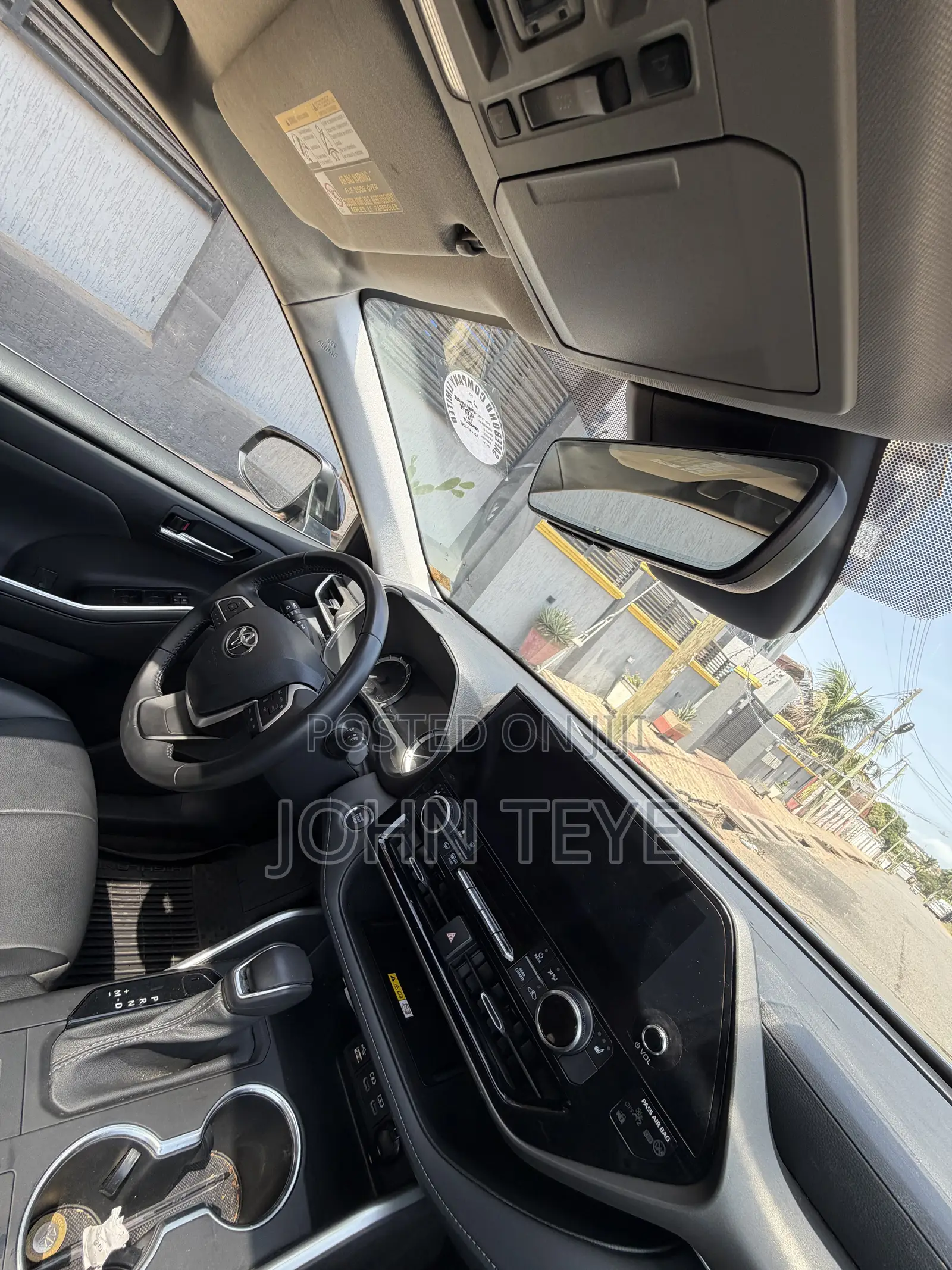 Toyota Highlander XLE AWD 2023 Blue
