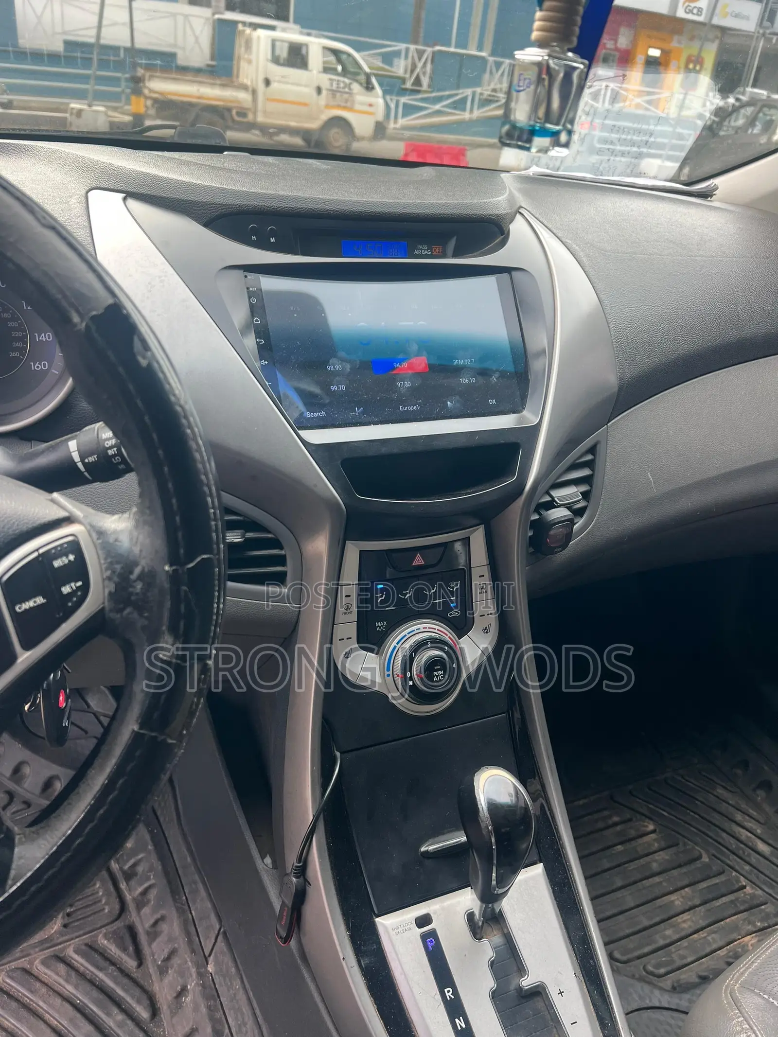 Hyundai Elantra GLS Automatic 2012 Black