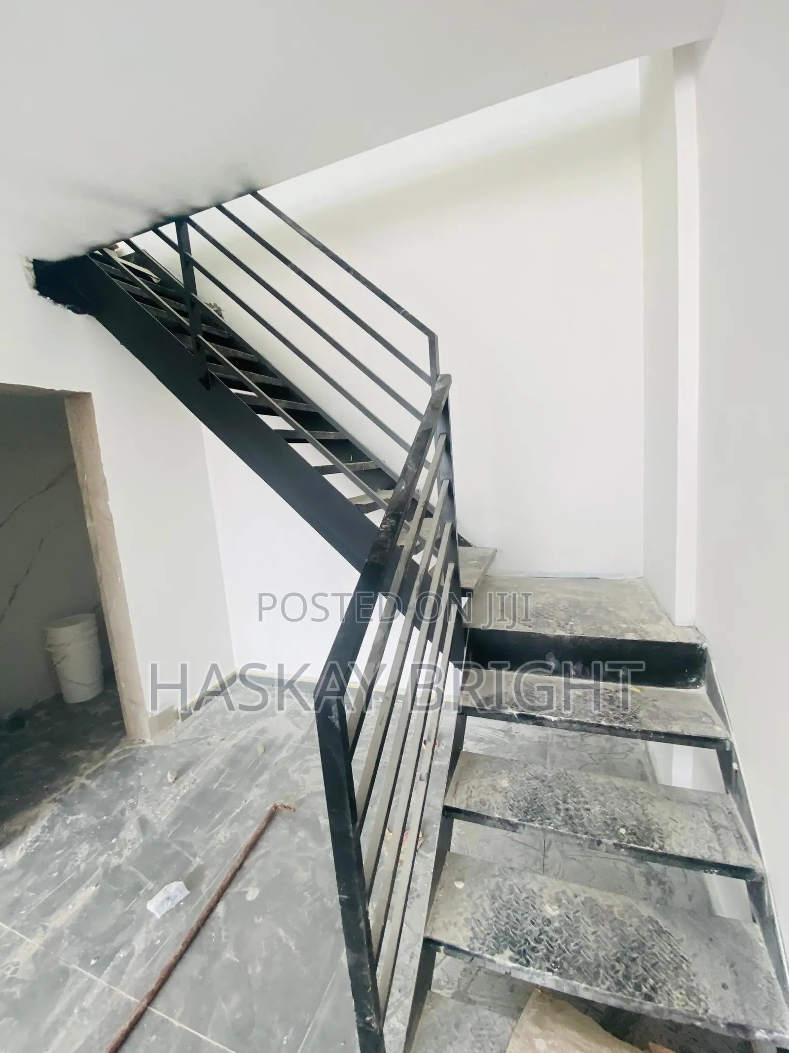 Newly Built Roadside Shop/Office Space for Rent at Dzorwulu