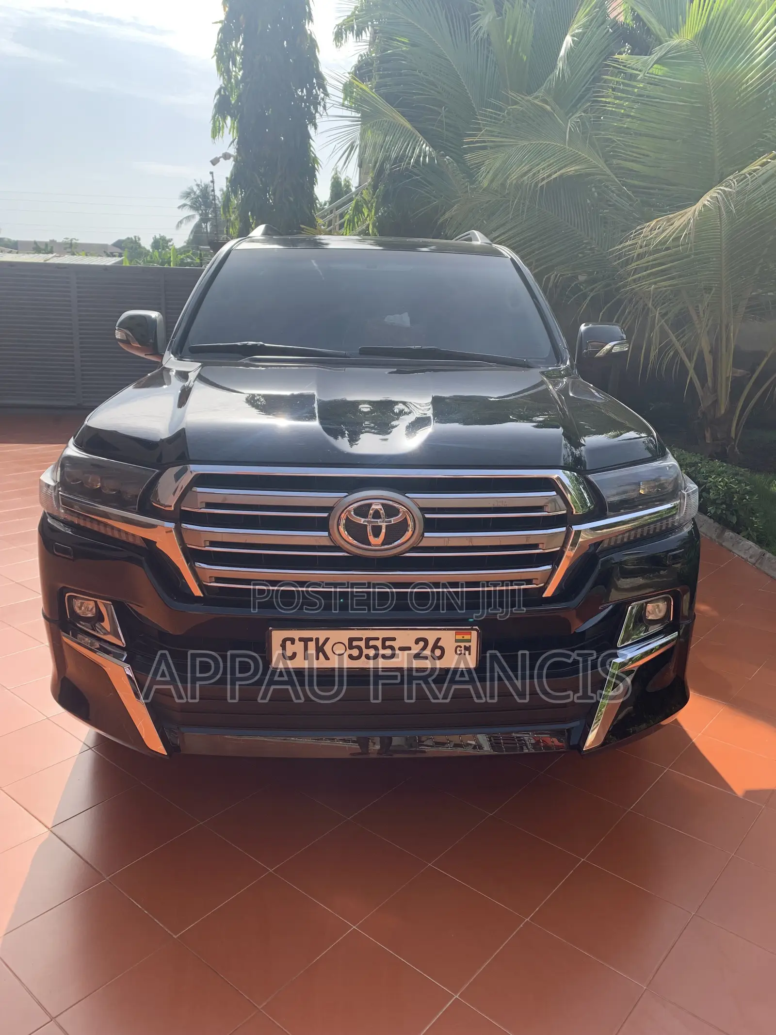 Toyota Land Cruiser 4.6 V8 GXR 2017 Black