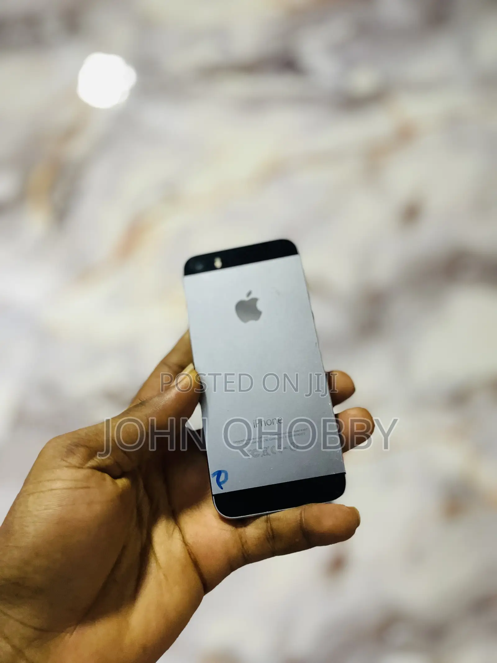 Apple iPhone 5s 16 GB Gray