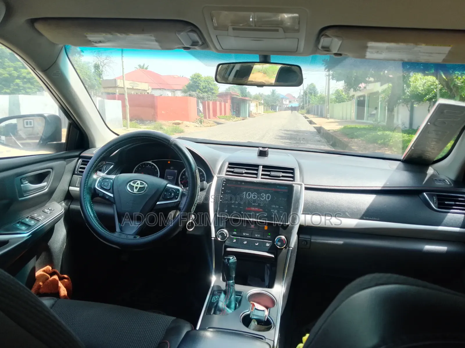 Toyota Camry SE 4dr Sedan (2.5L 4cyl 6A) 2017