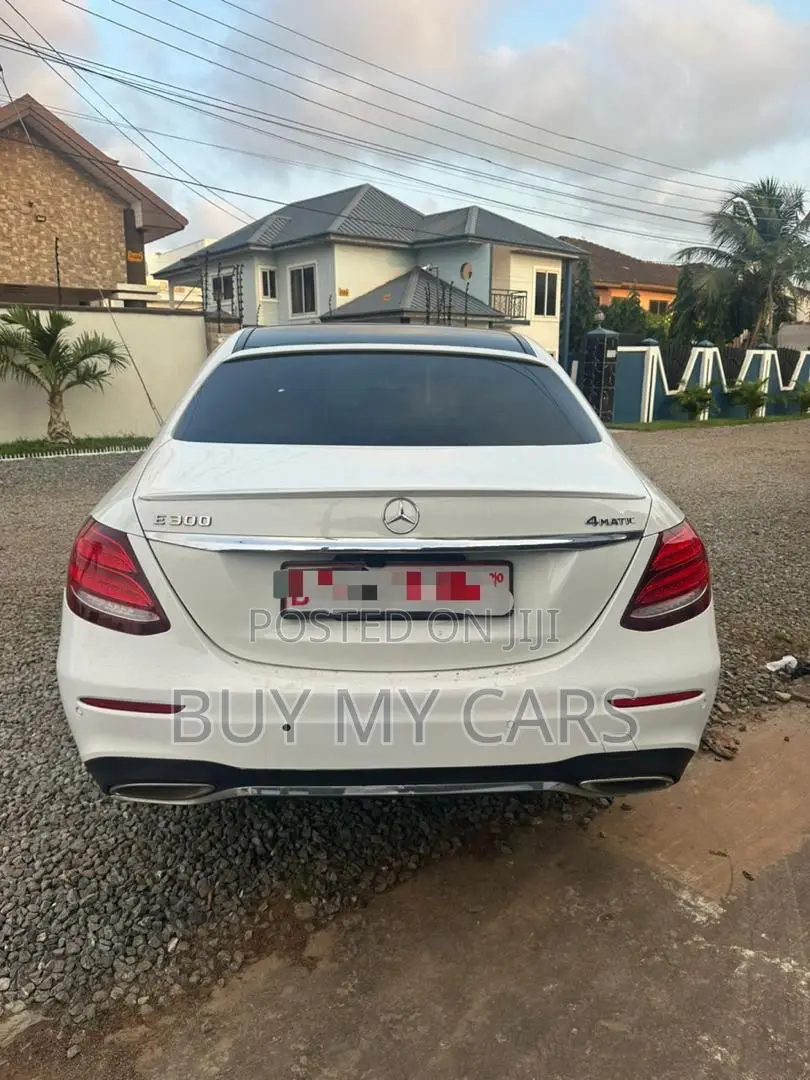 Mercedes-Benz E300 2019 White