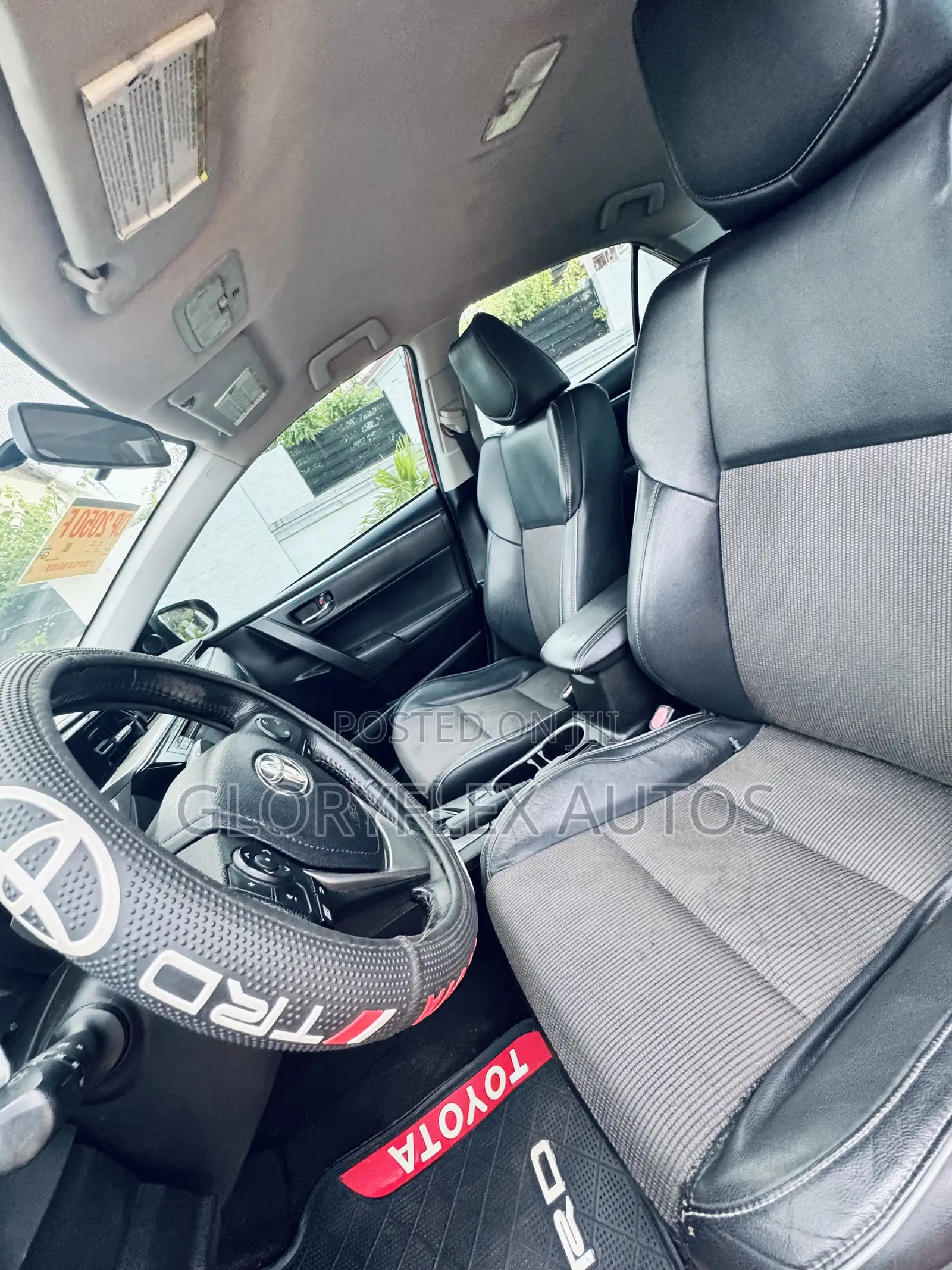 Toyota Corolla LE Eco Plus 4dr Sedan (1.8L 4cyl CVT) 2015 Red