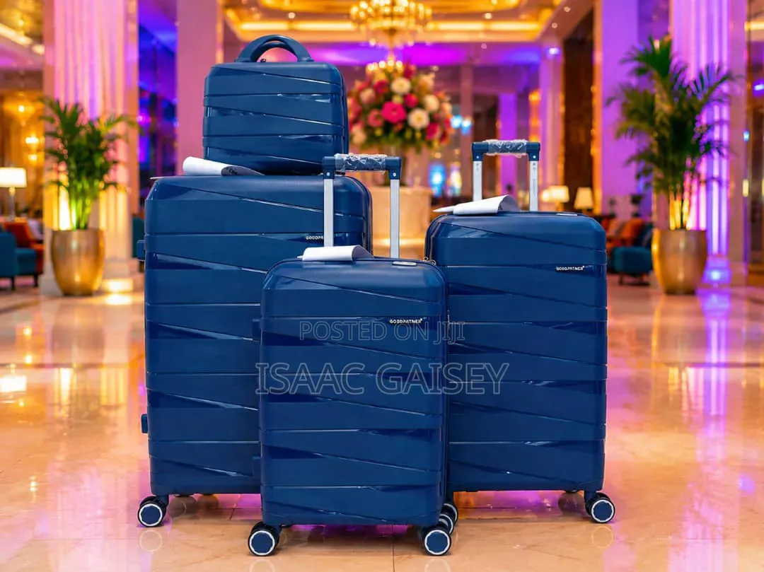 Three in One Quality Waterproof Anticrake Luggages You Can Trust