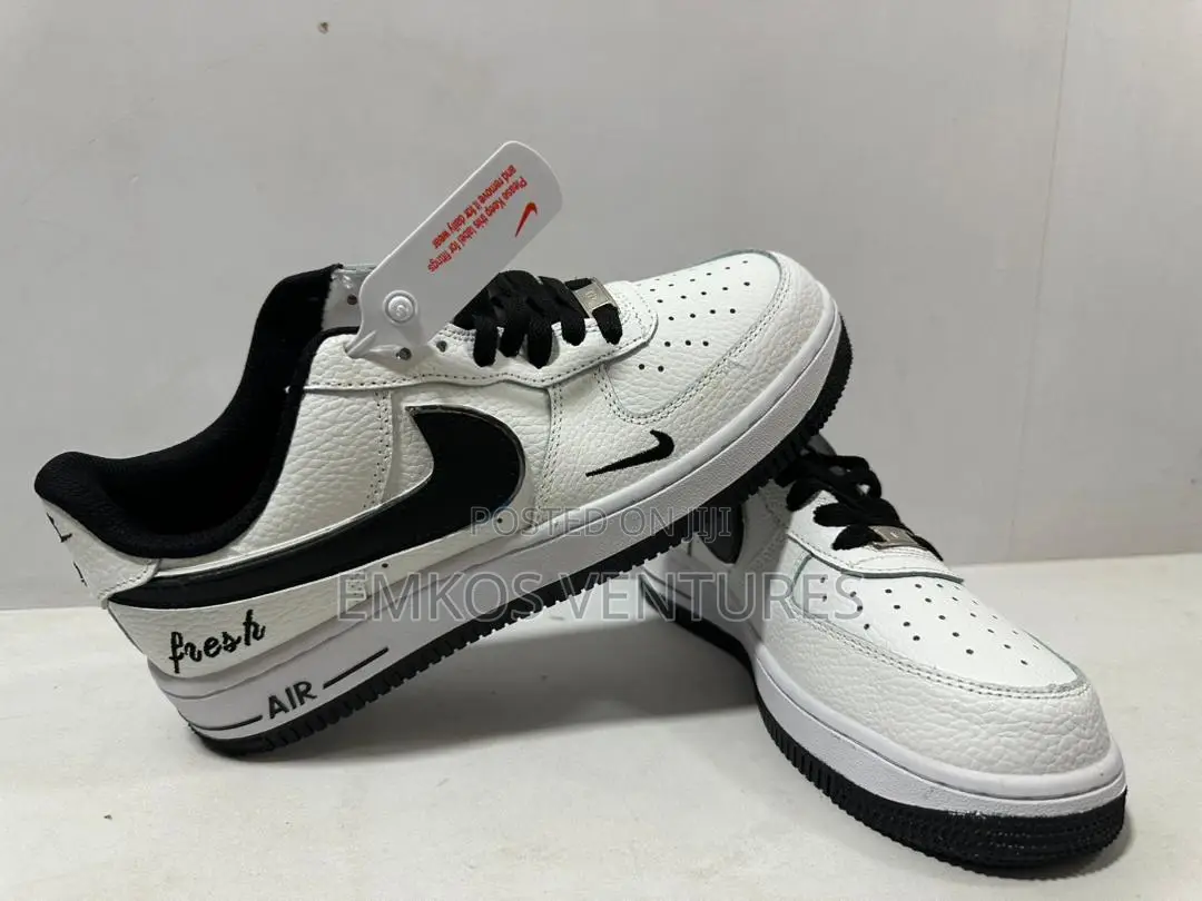 Nike Airforcee 1