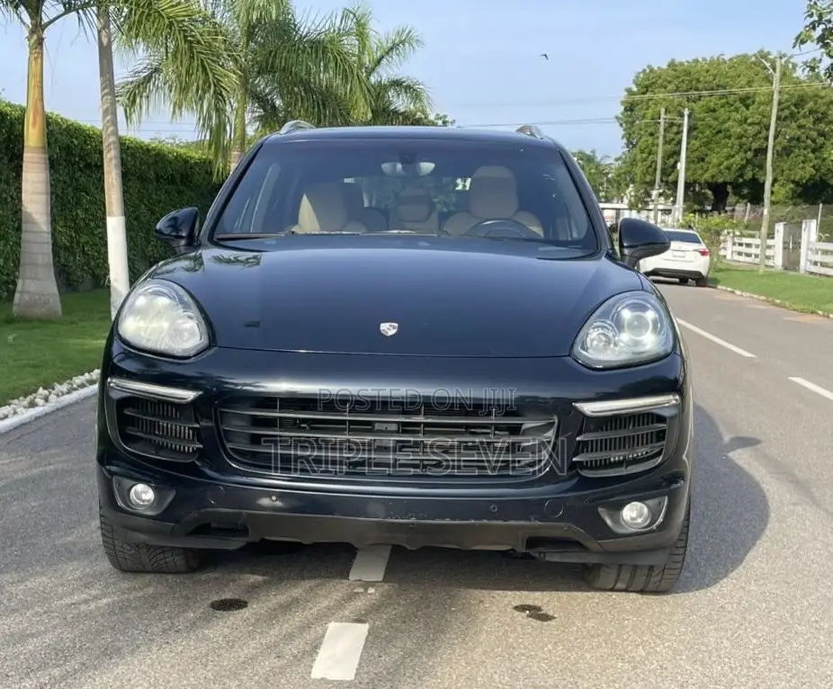 Porsche Cayenne S AWD 2018 Black