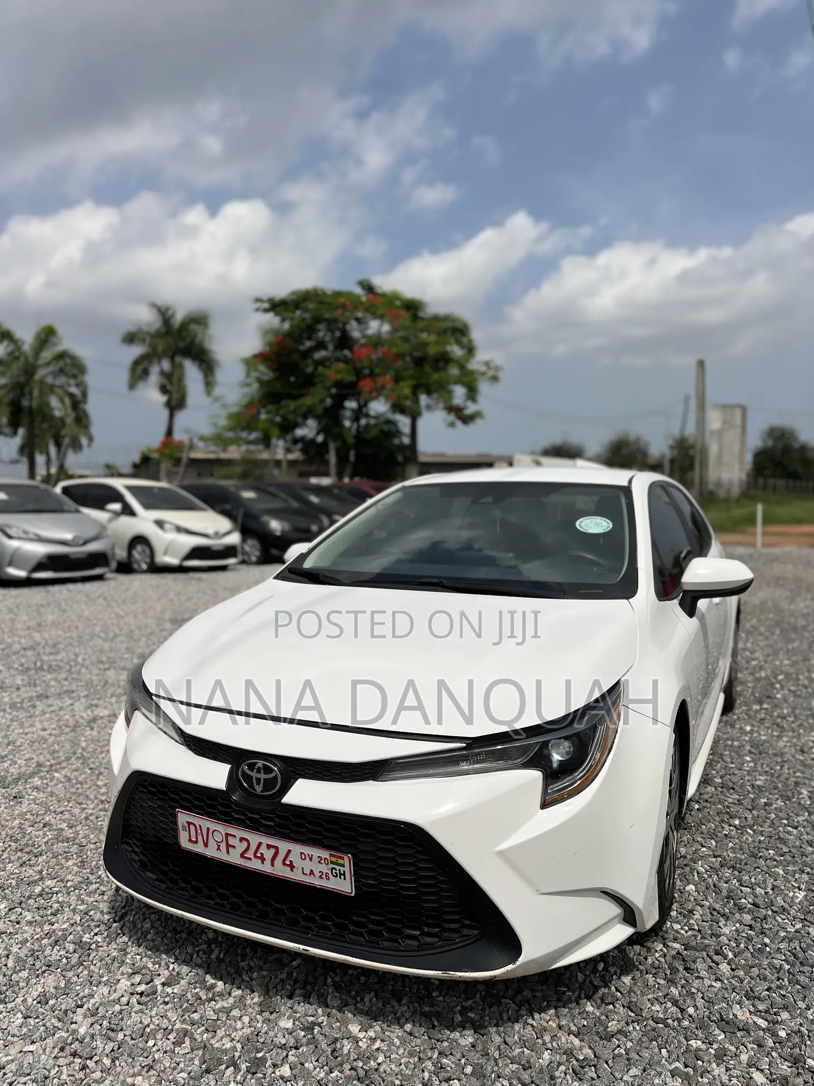Toyota Corolla LE 2021 White