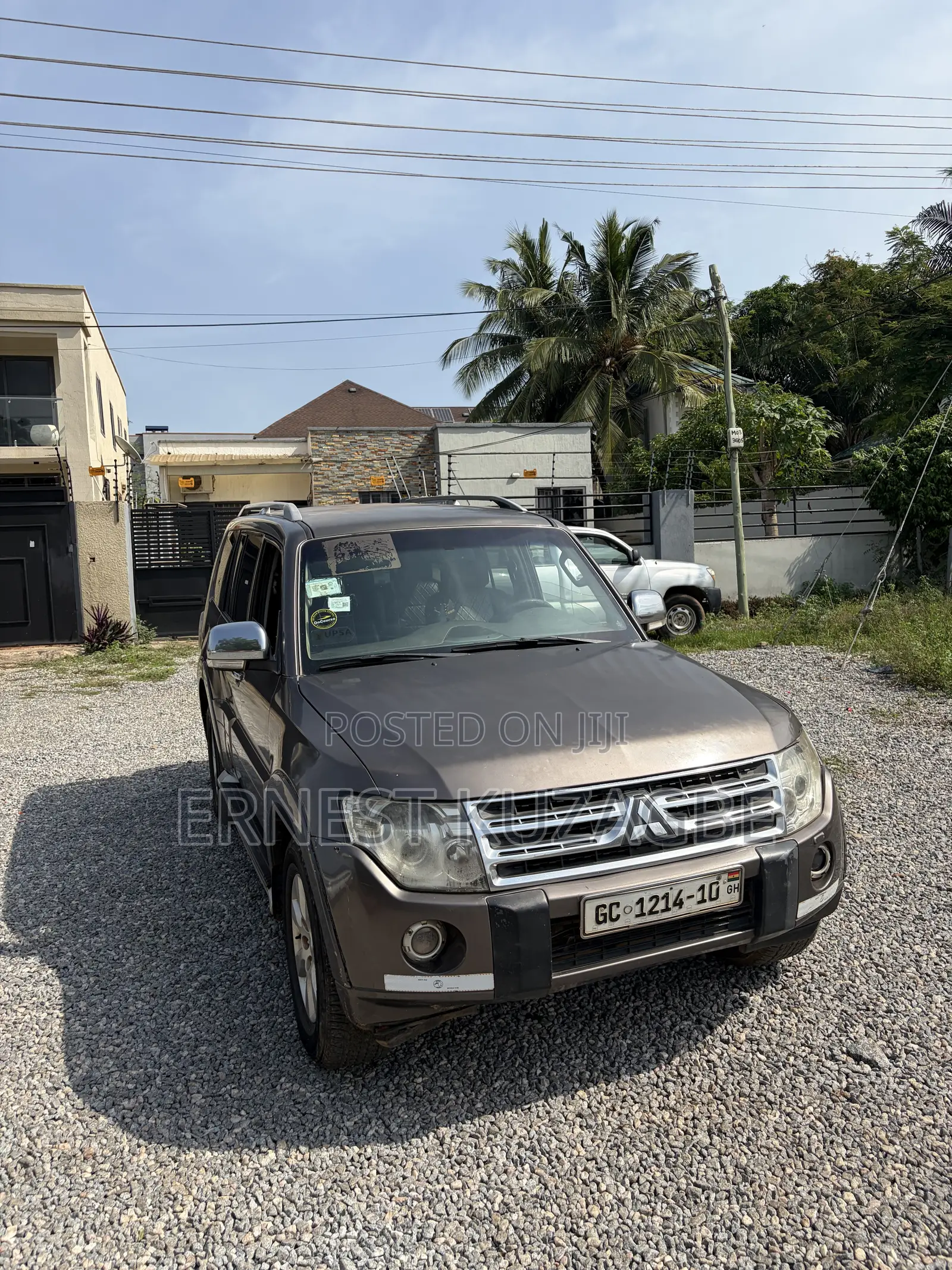 Mitsubishi Pajero 2010 Silver