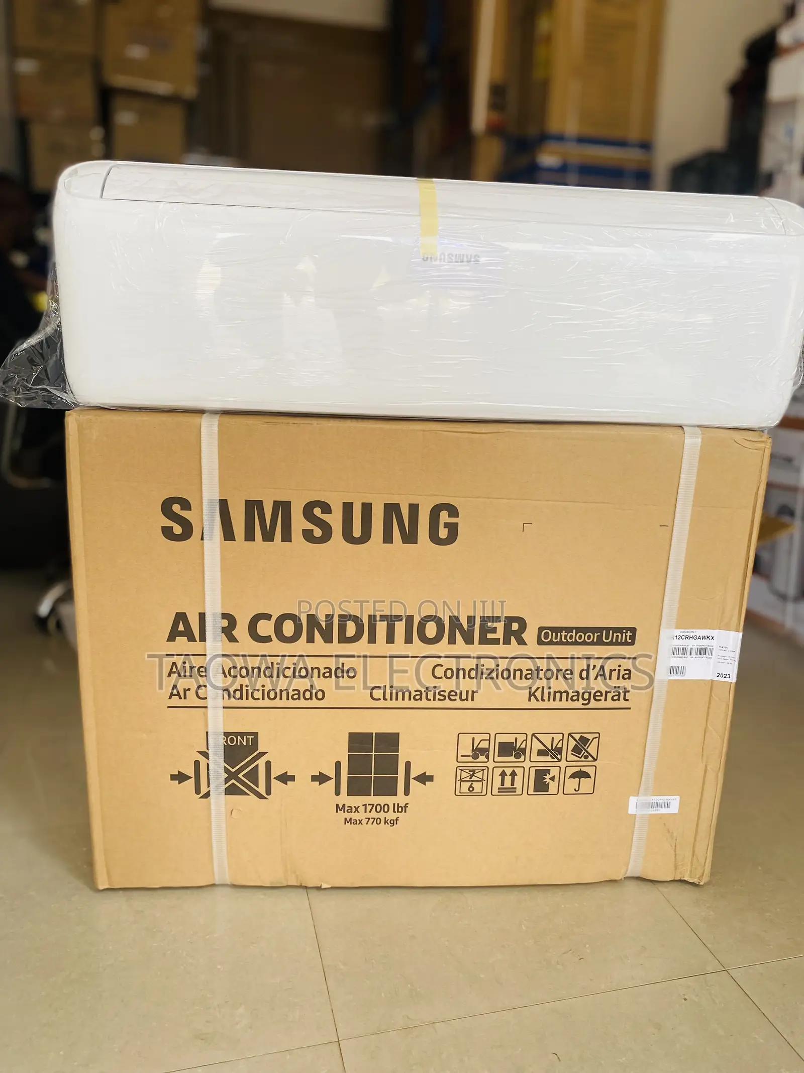 Sleek Samsung 1.5hp Air Conditioner