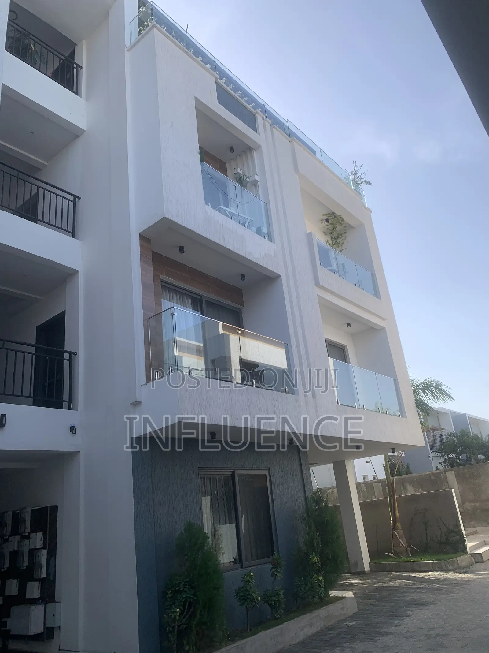 Furnished 1bdrm Apartment in Trasacco, East Legon for sale