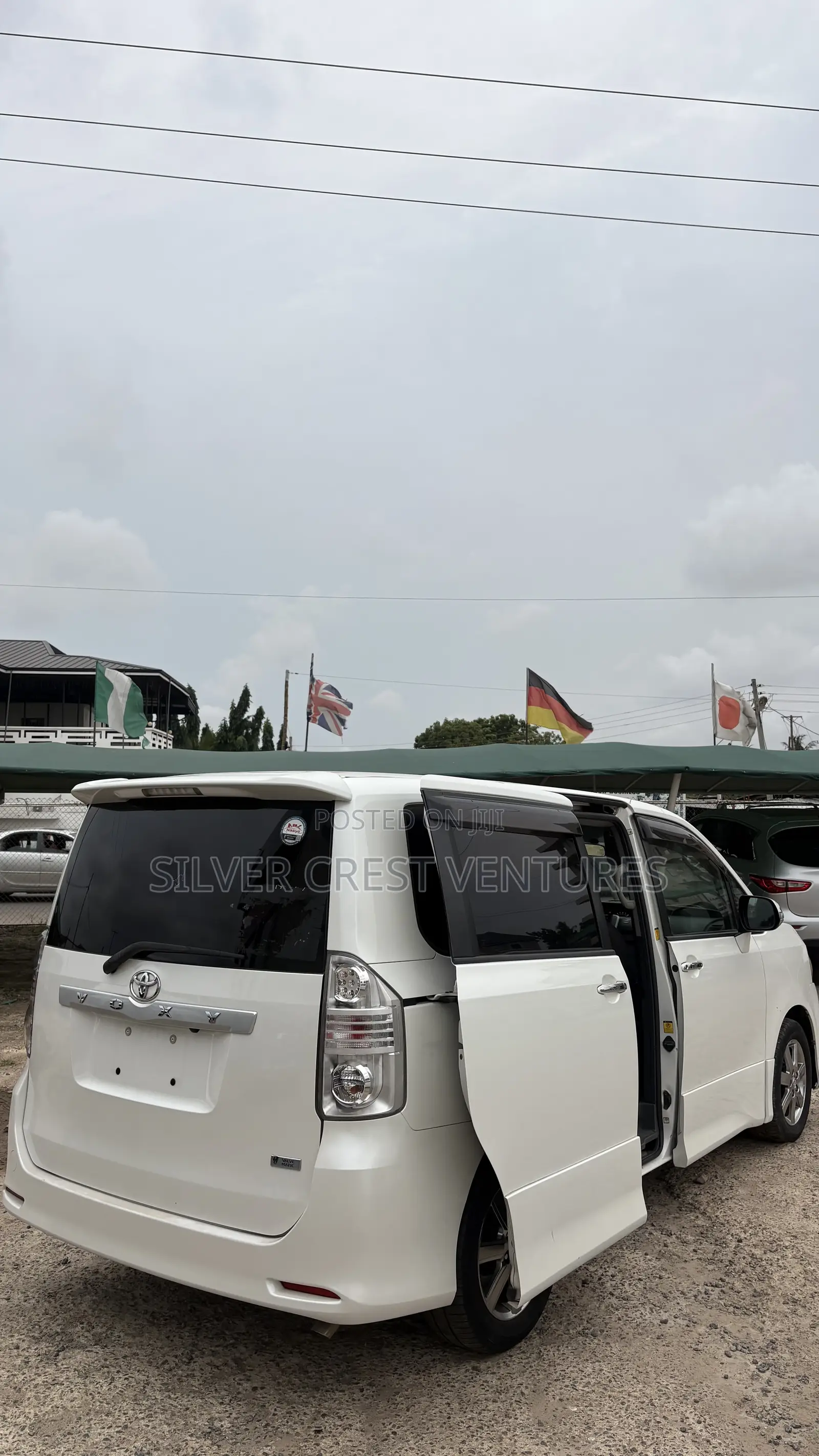 Toyota Voxy 2012 White