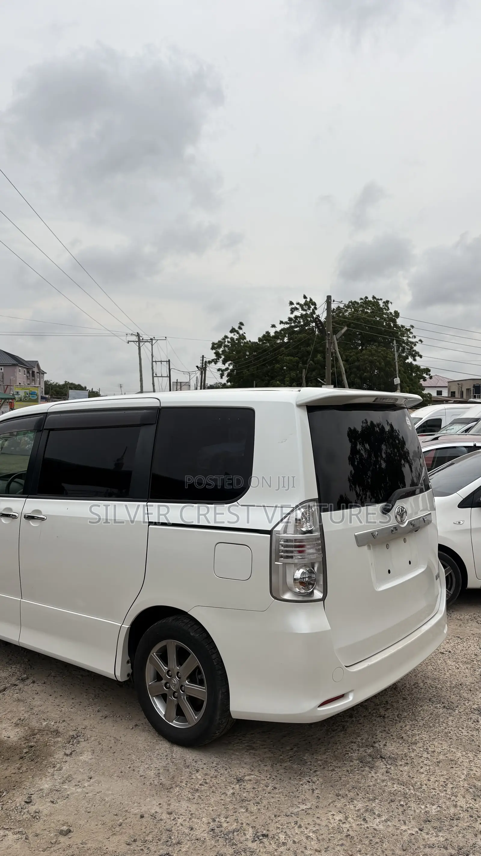 Toyota Voxy 2012 White