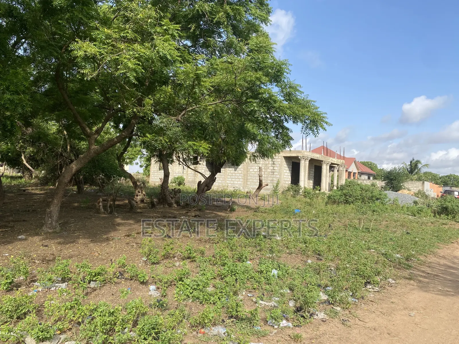 Katamanso Registered Land Free From Litigation and Encrouchment
