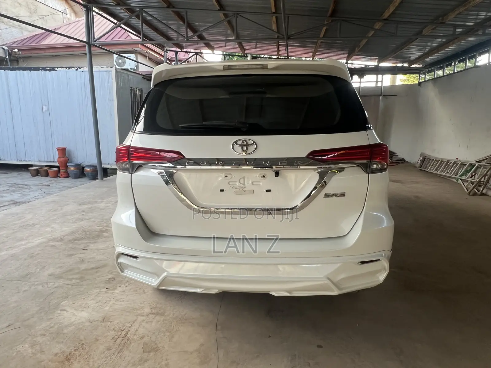 Toyota Fortuner 2.7 AWD 2018 White