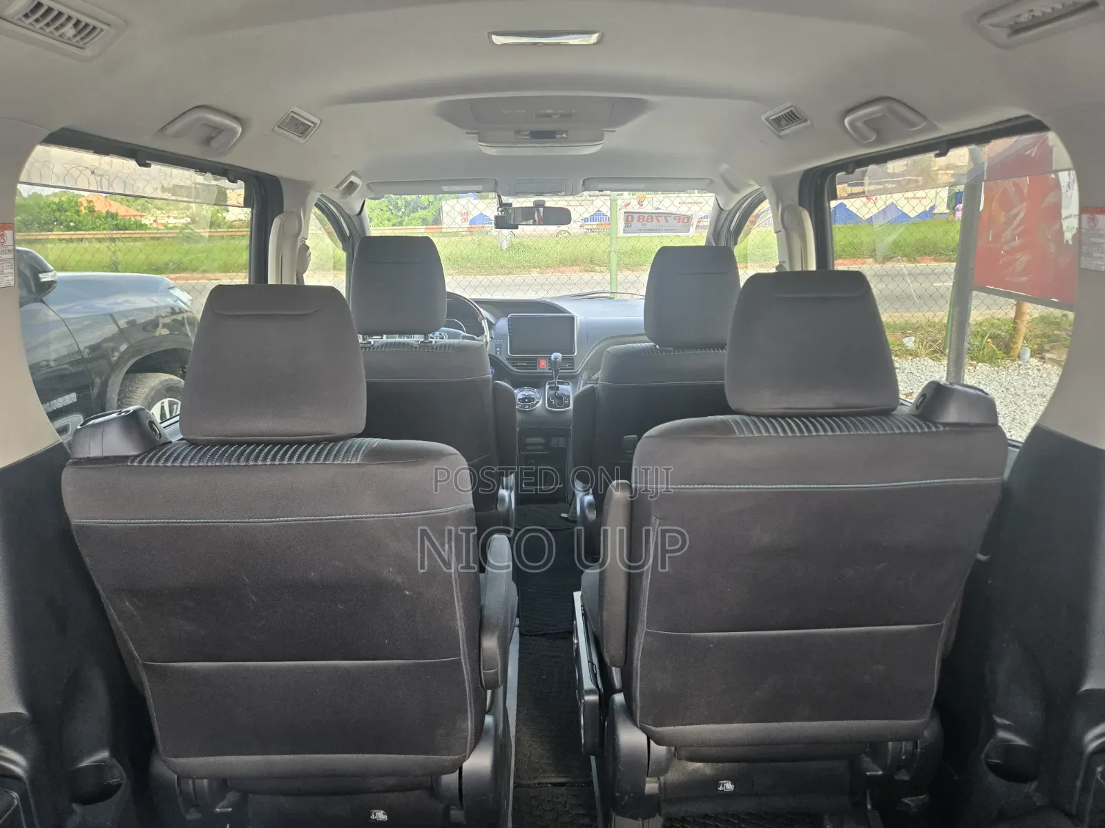 Toyota Voxy 2015 Black