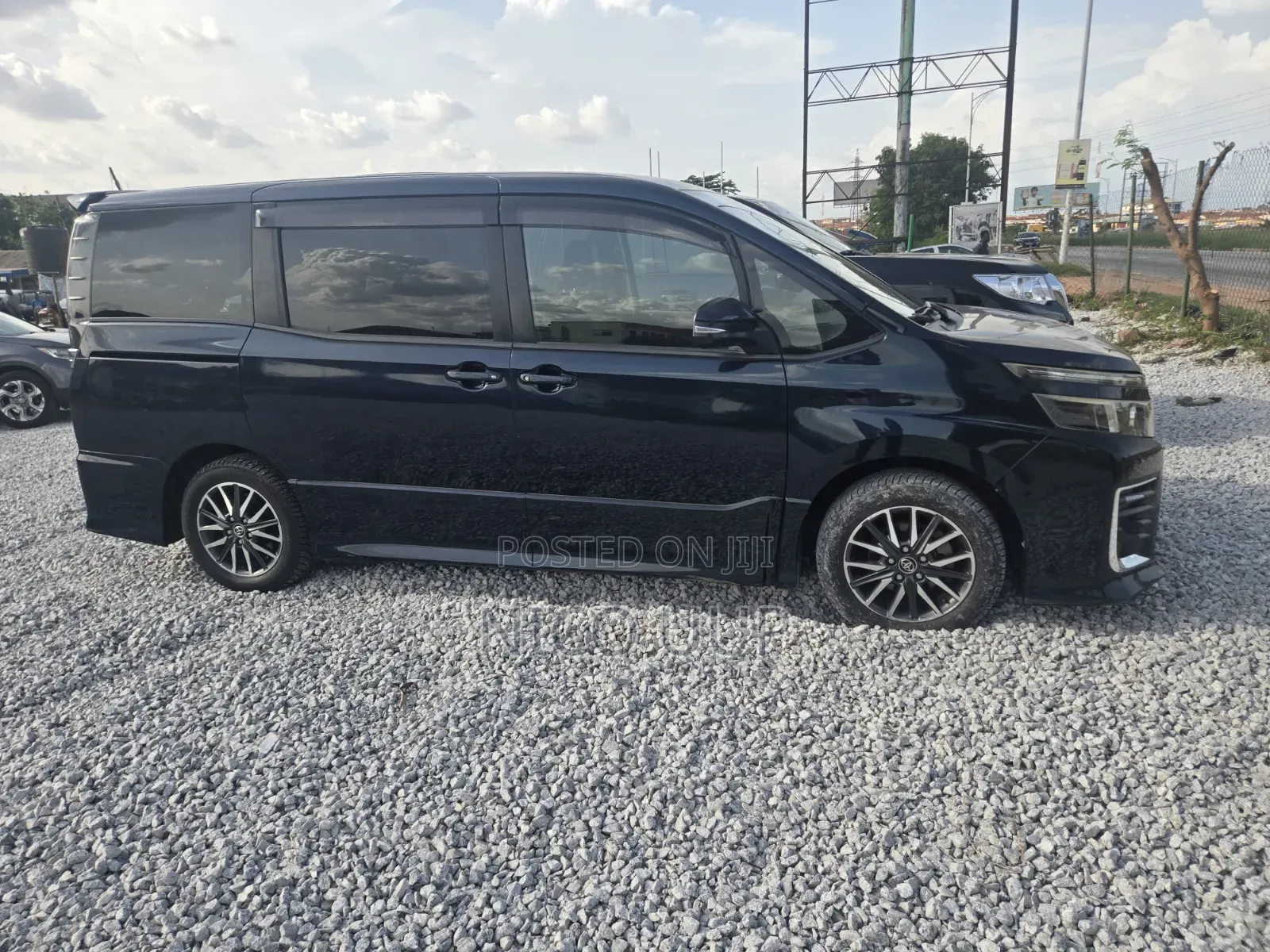 Toyota Voxy 2015 Black