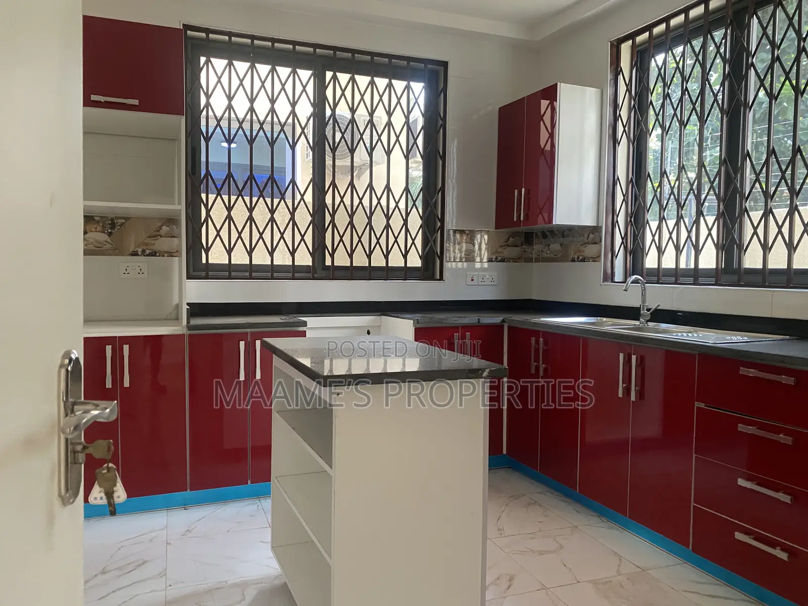 3bdrm Duplex in Oyarifa for rent