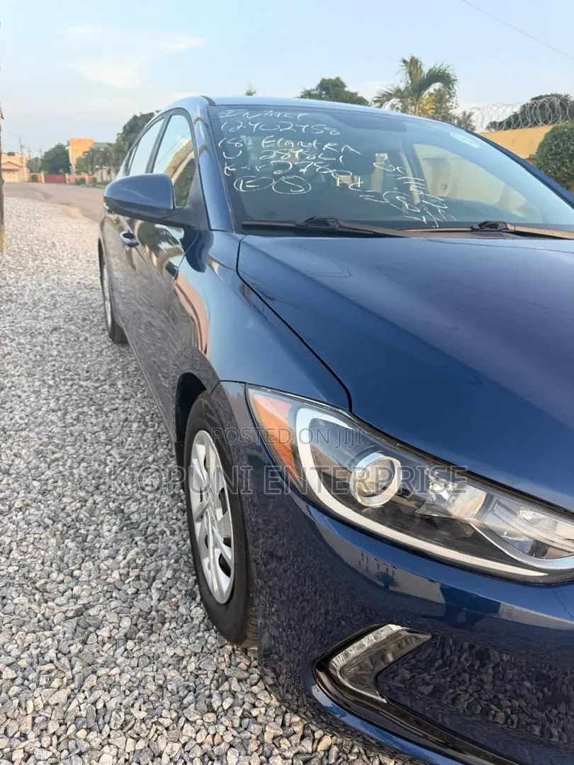 Hyundai Elantra SE 2018 Blue