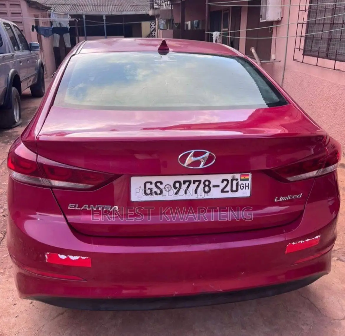 Hyundai Elantra 2017 Red