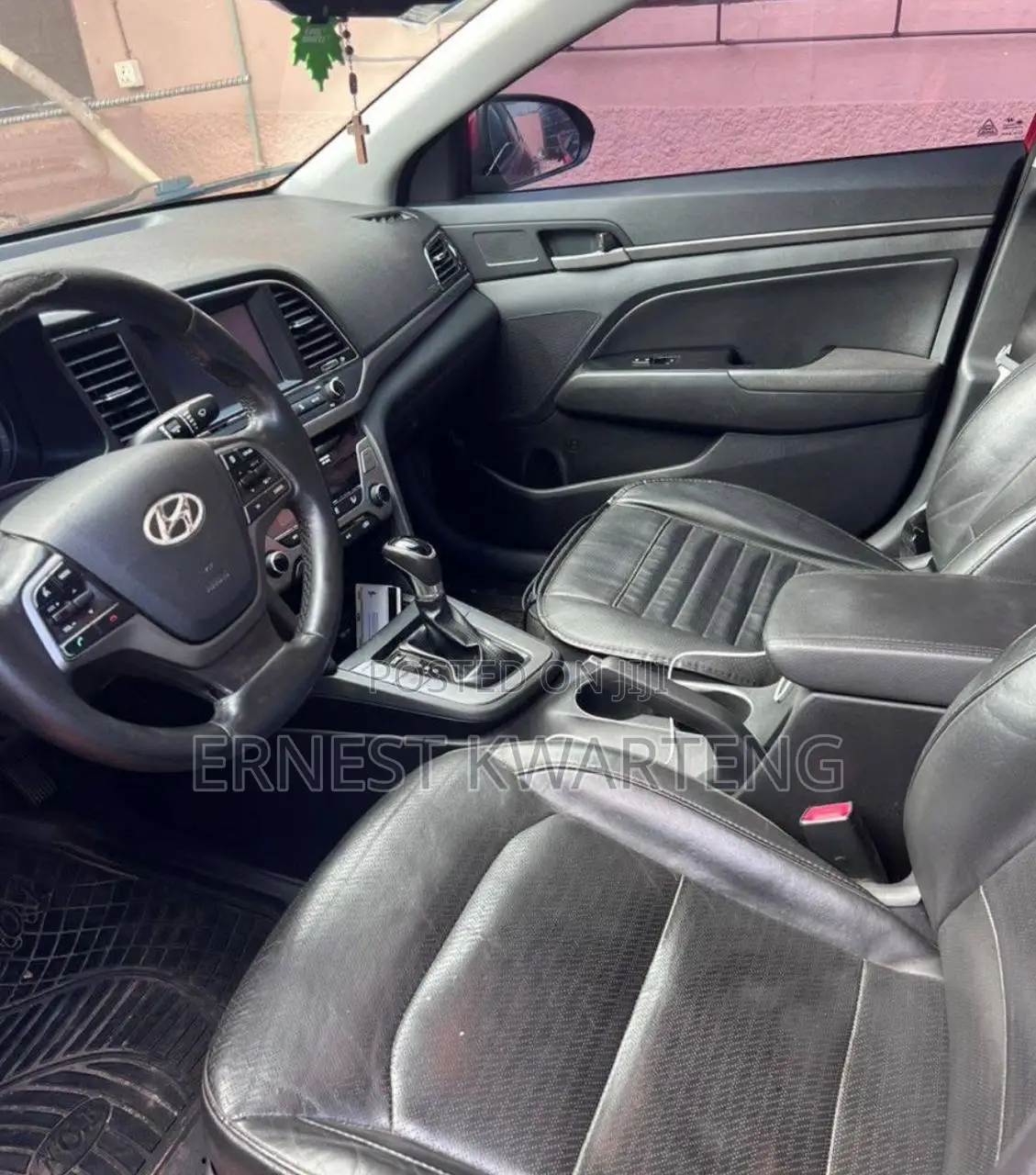 Hyundai Elantra 2017 Red