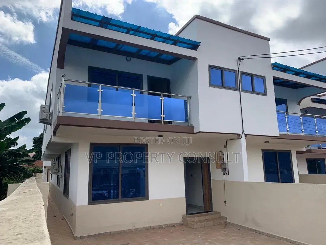 3bdrm House in Oyarifa Mall Area for rent