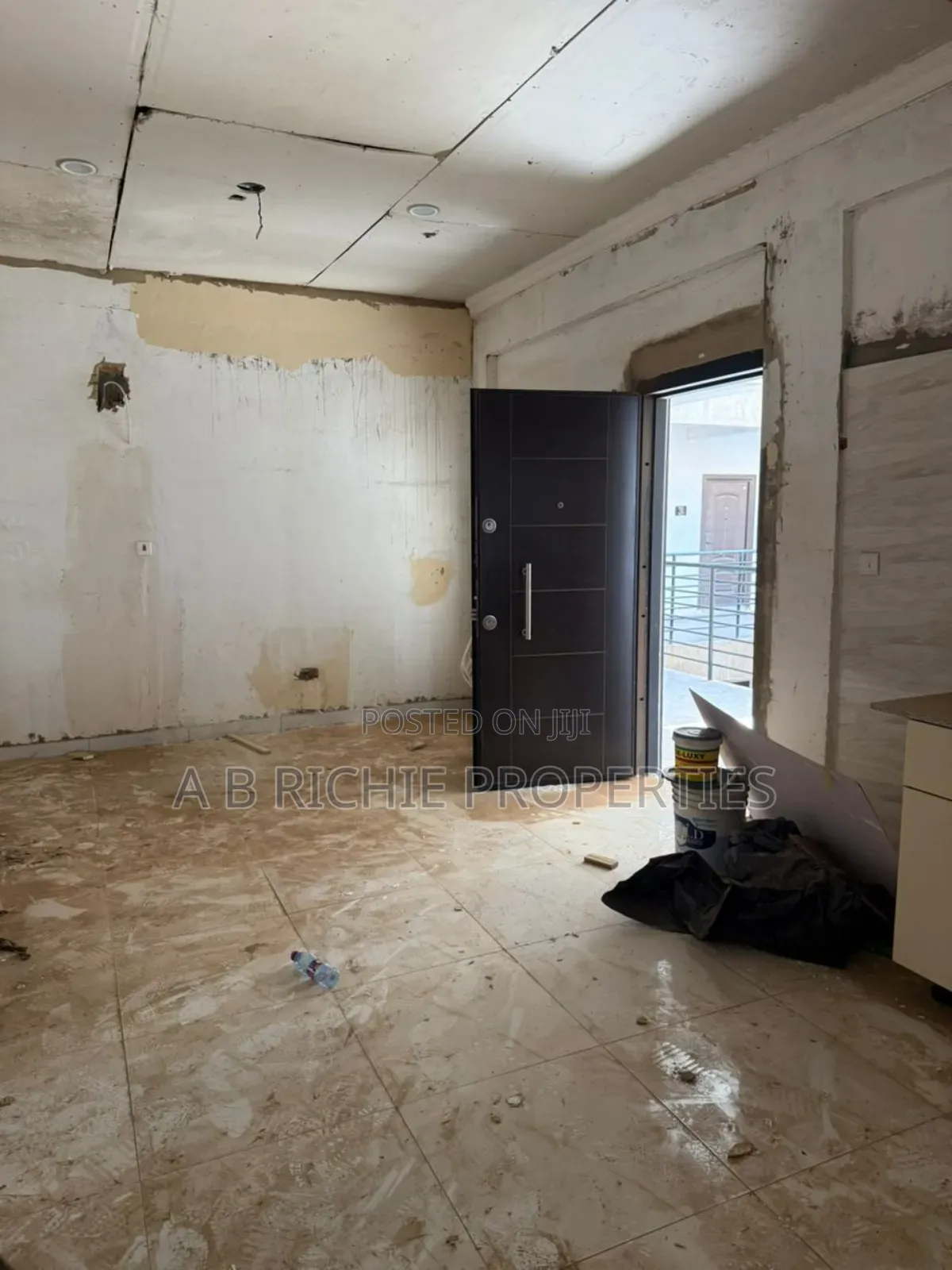 3bdrm Apartment in Ab Richie Properties, Kwabenya for sale