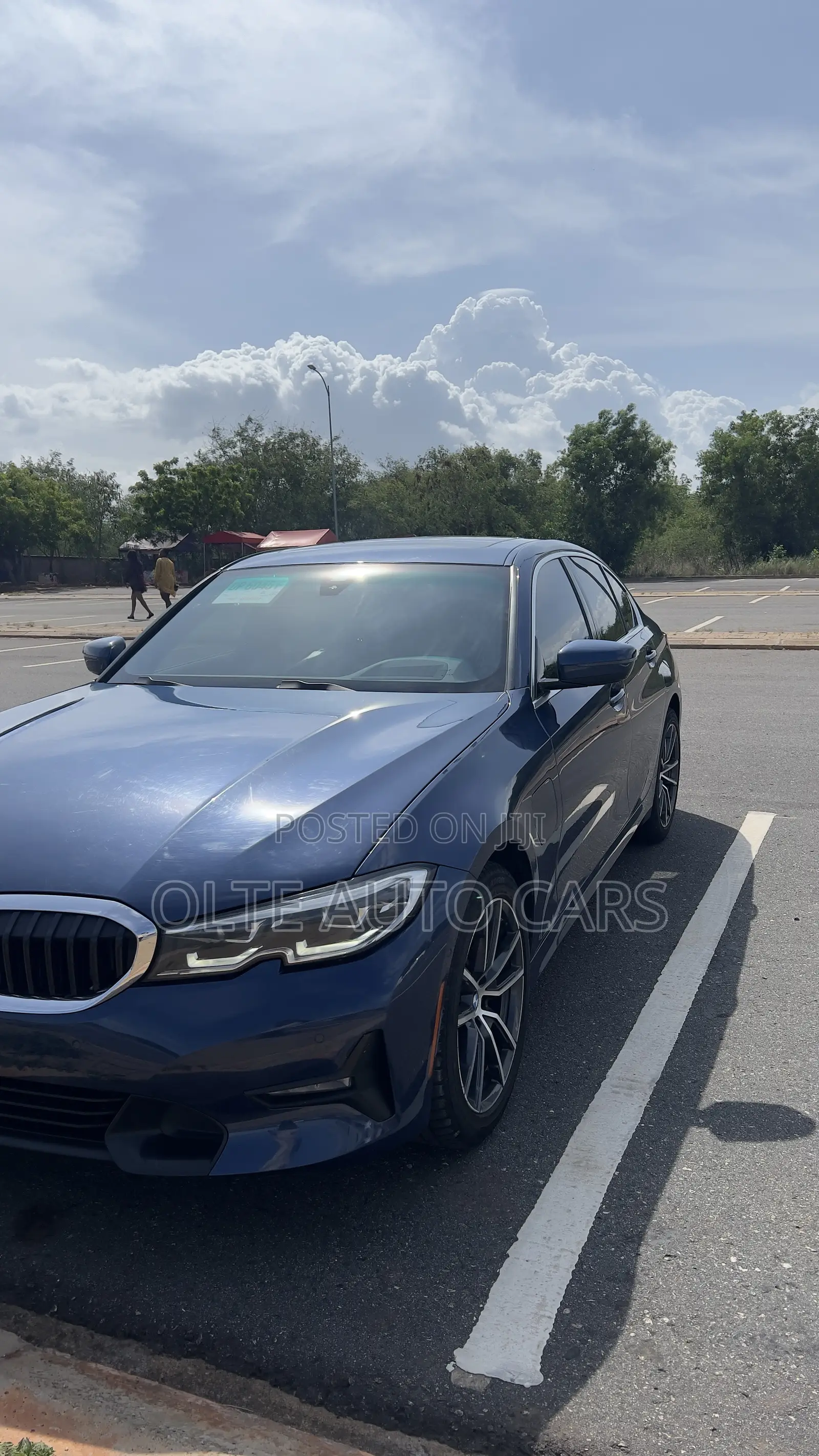 BMW 3 Series 330e Hybrid RWD 2021 Blue