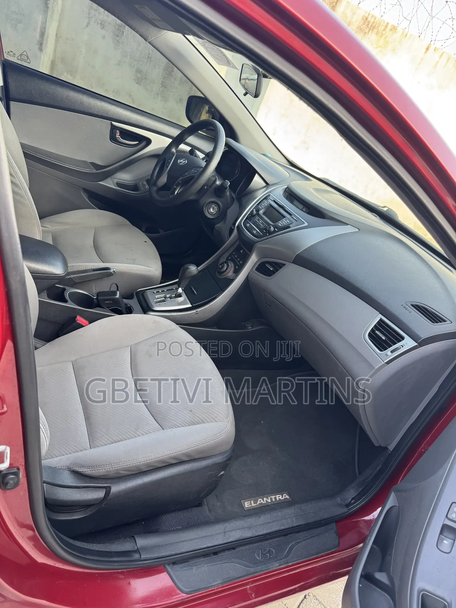 Hyundai Elantra 2013 Red