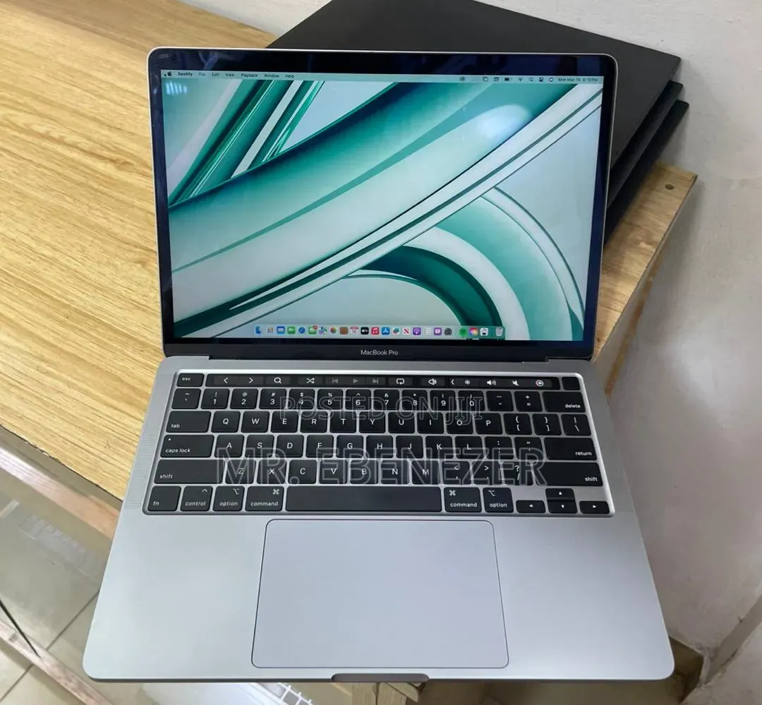 New Laptop Apple MacBook Pro 2019 16GB Intel Core i9 SSD 1T