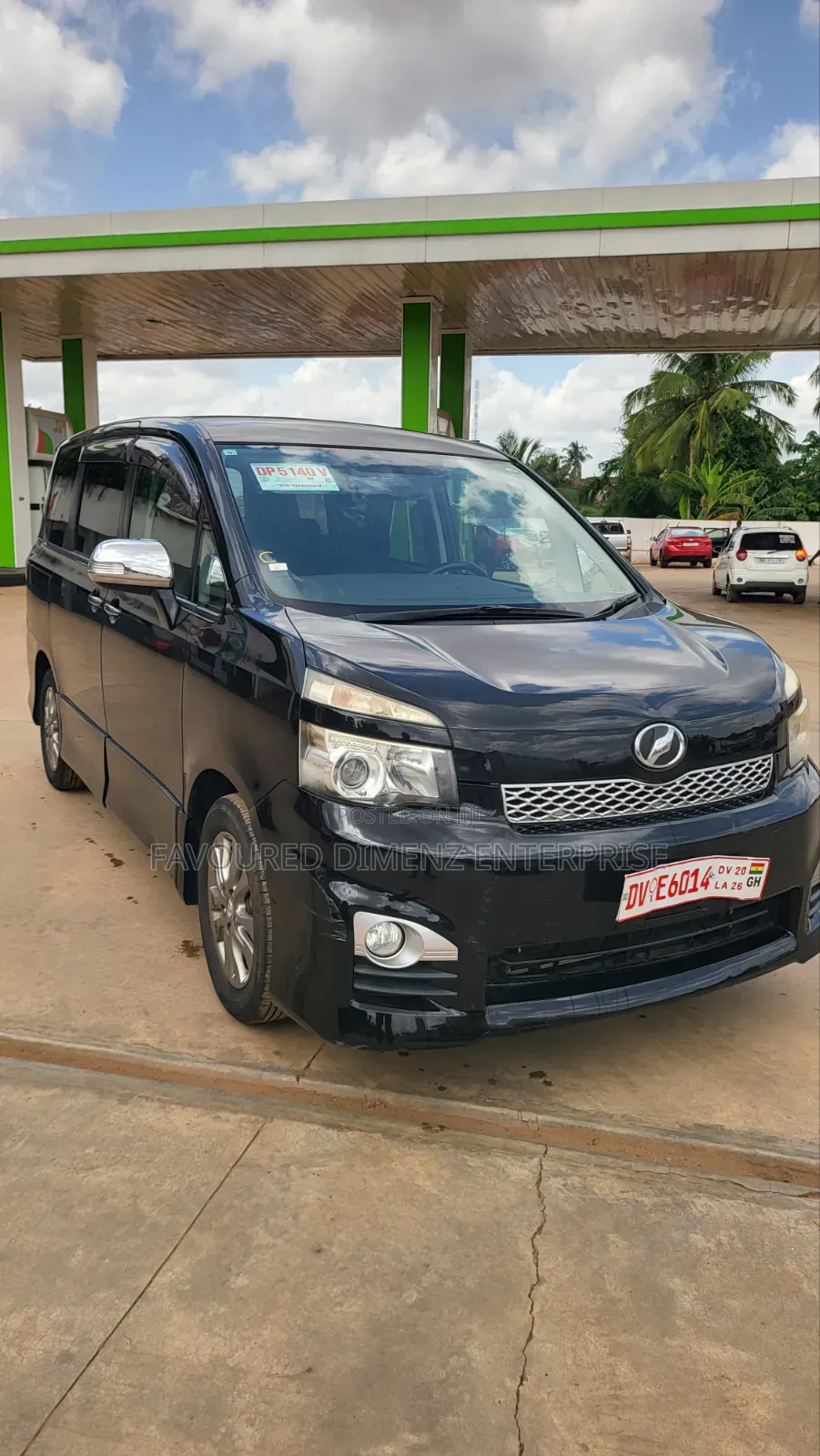 Toyota Voxy 2013 Black