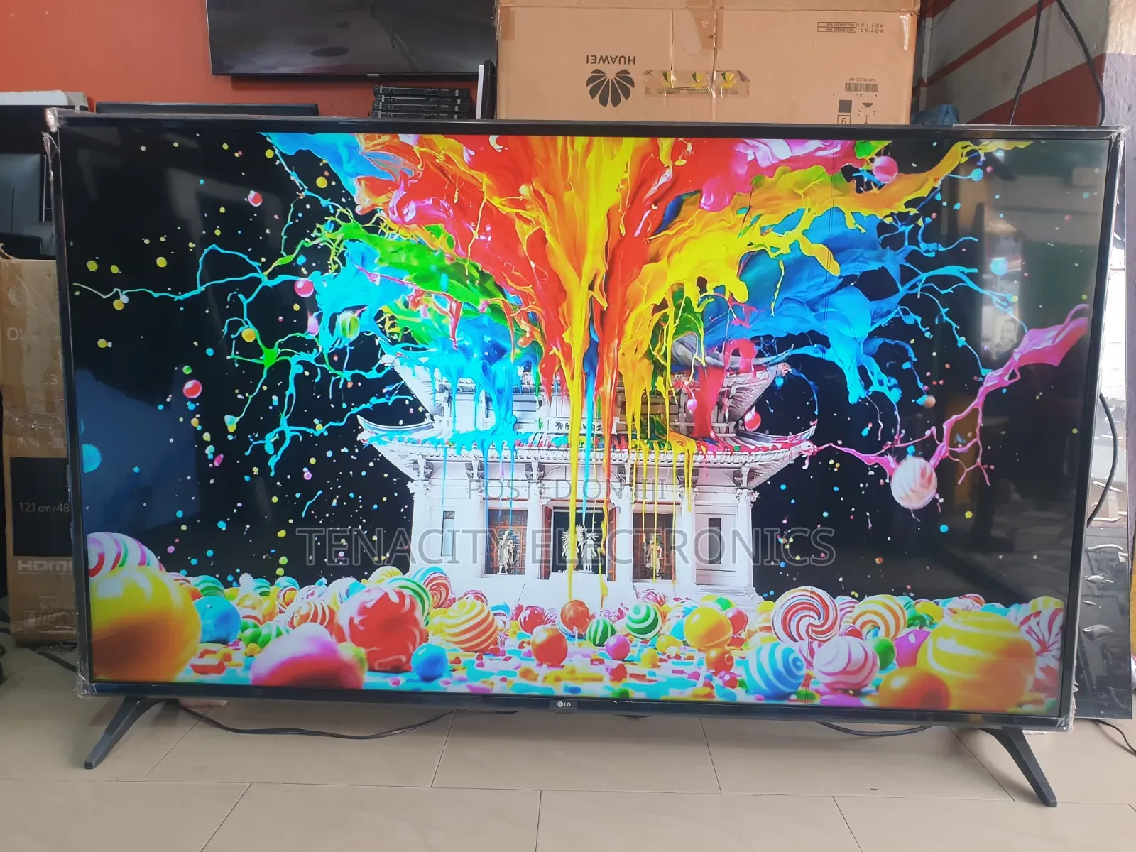 65"Lg Uhd HDR Smart Satellite Tv