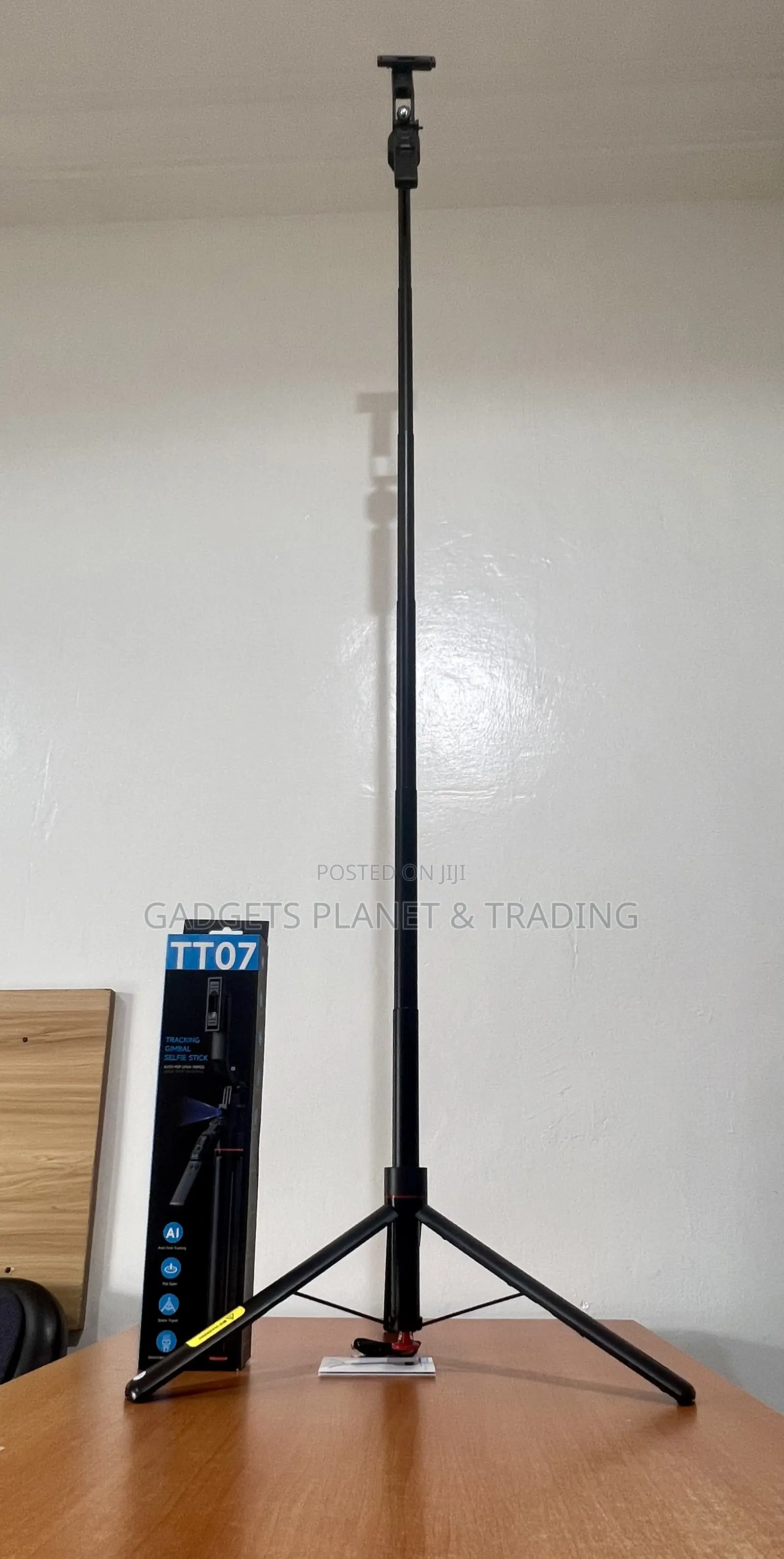 Pop Open Ai Face Tracking Quadrapod Gimbal Selfie Stick - Tt07