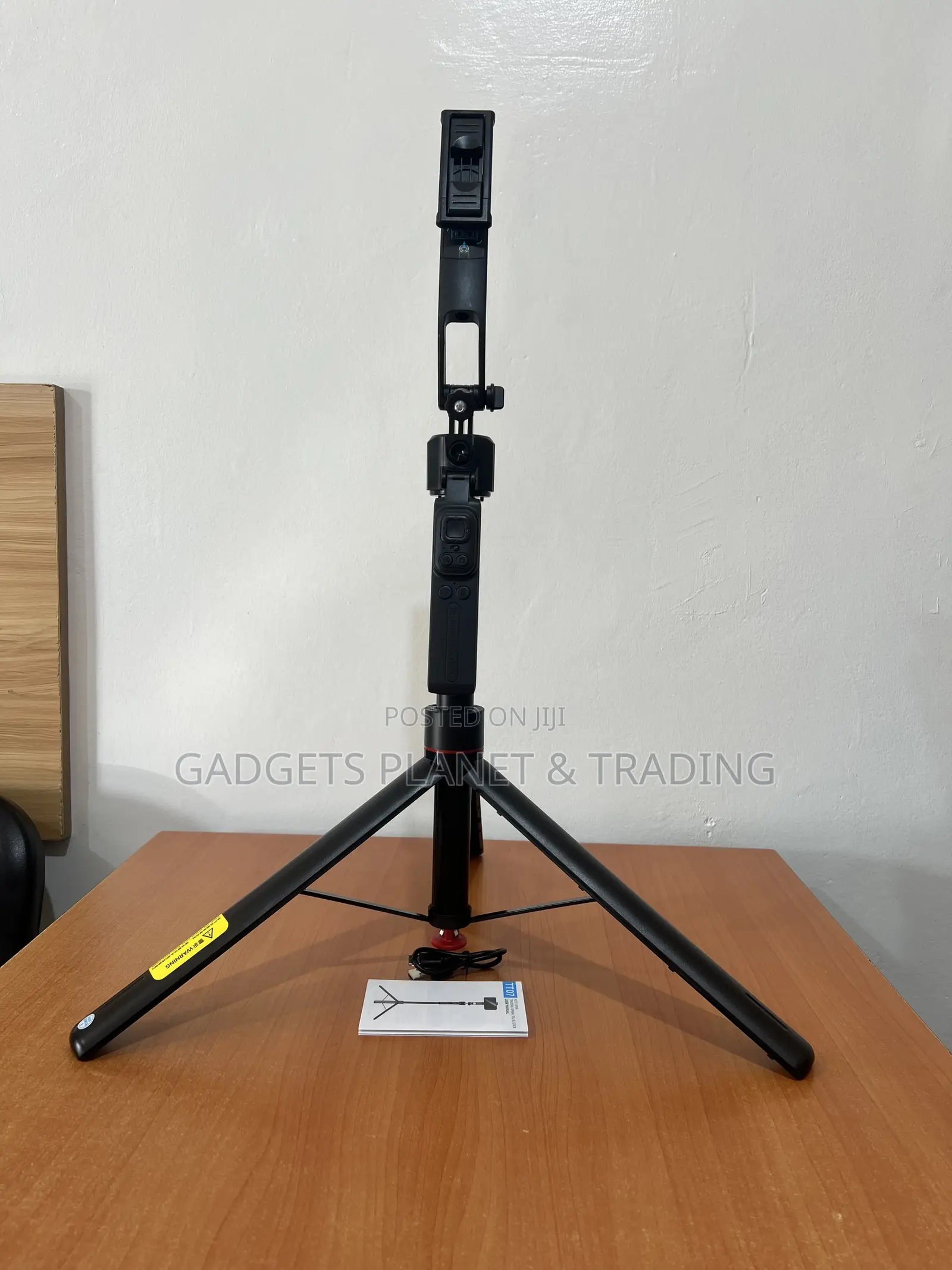 Pop Open Ai Face Tracking Quadrapod Gimbal Selfie Stick - Tt07
