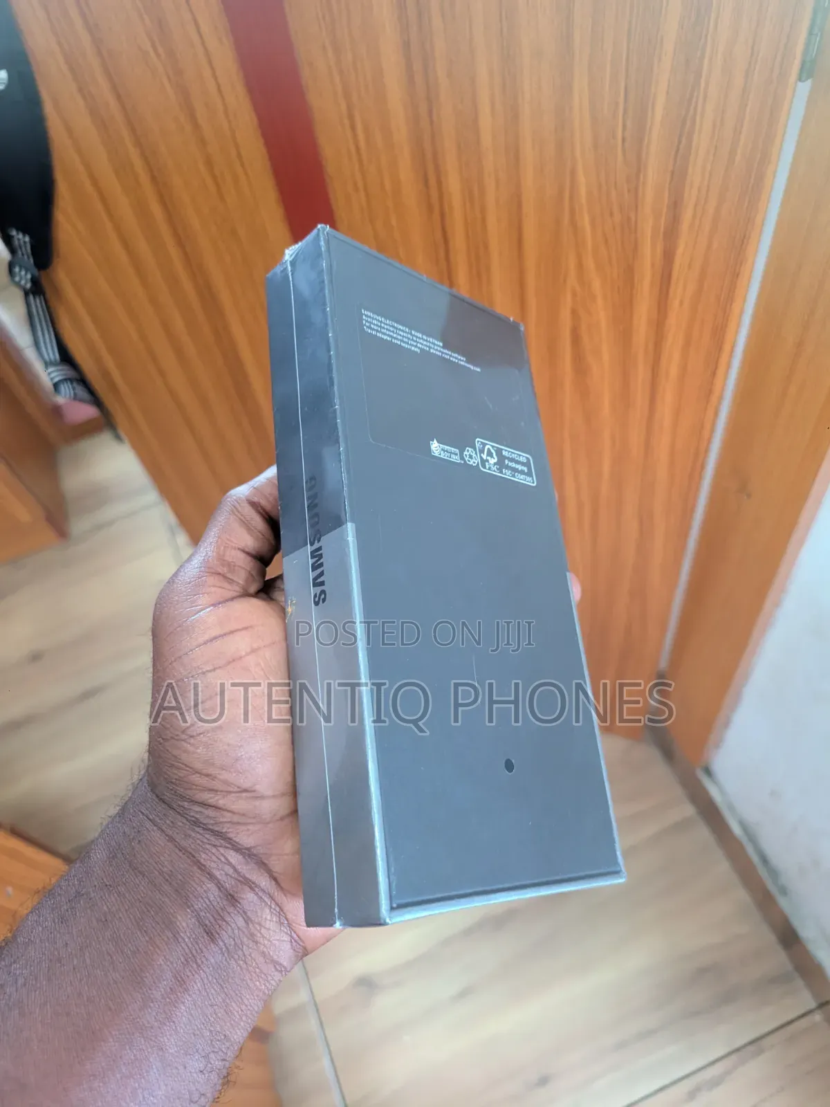 New Samsung Galaxy Z Flip4 256 GB Gray