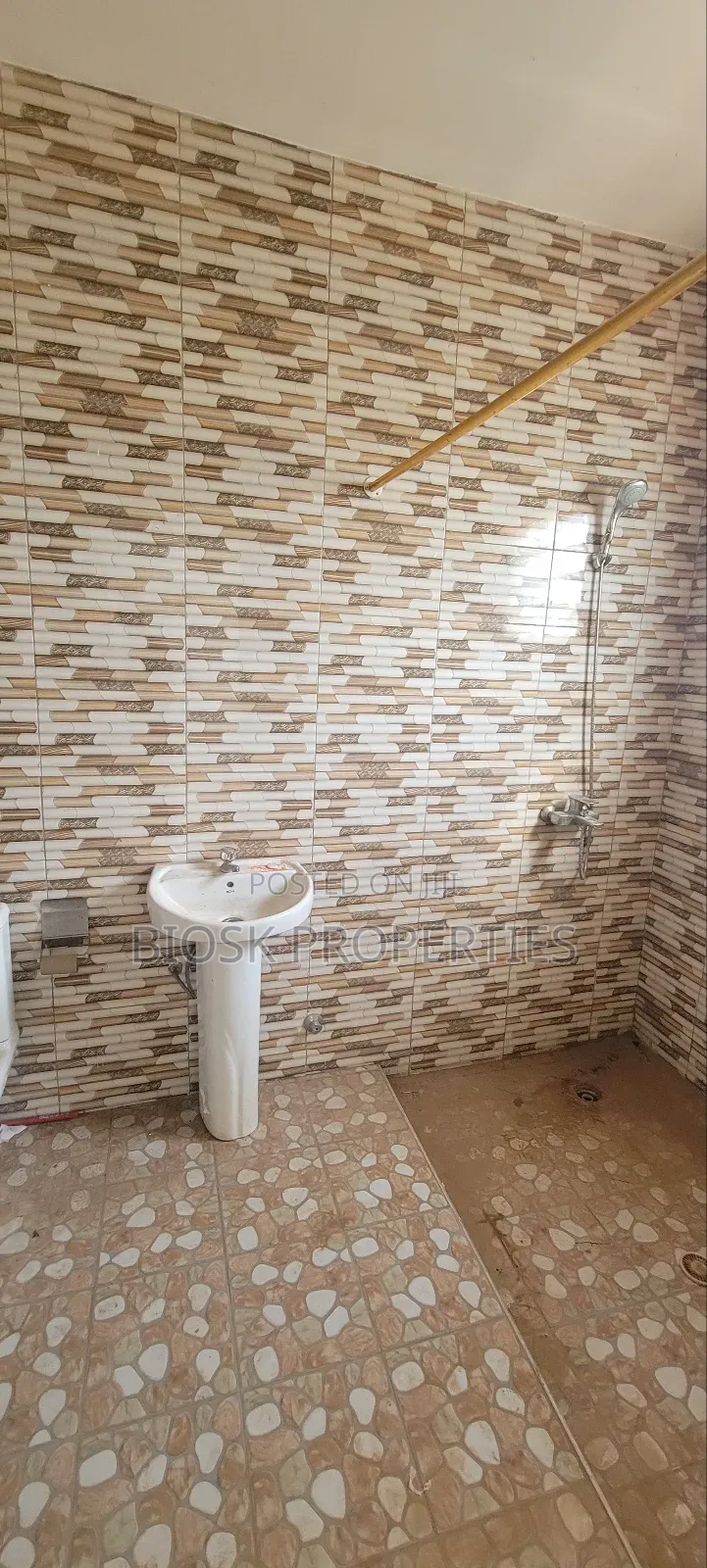 2bdrm Apartment in Biosk Properties, Pentecost for rent