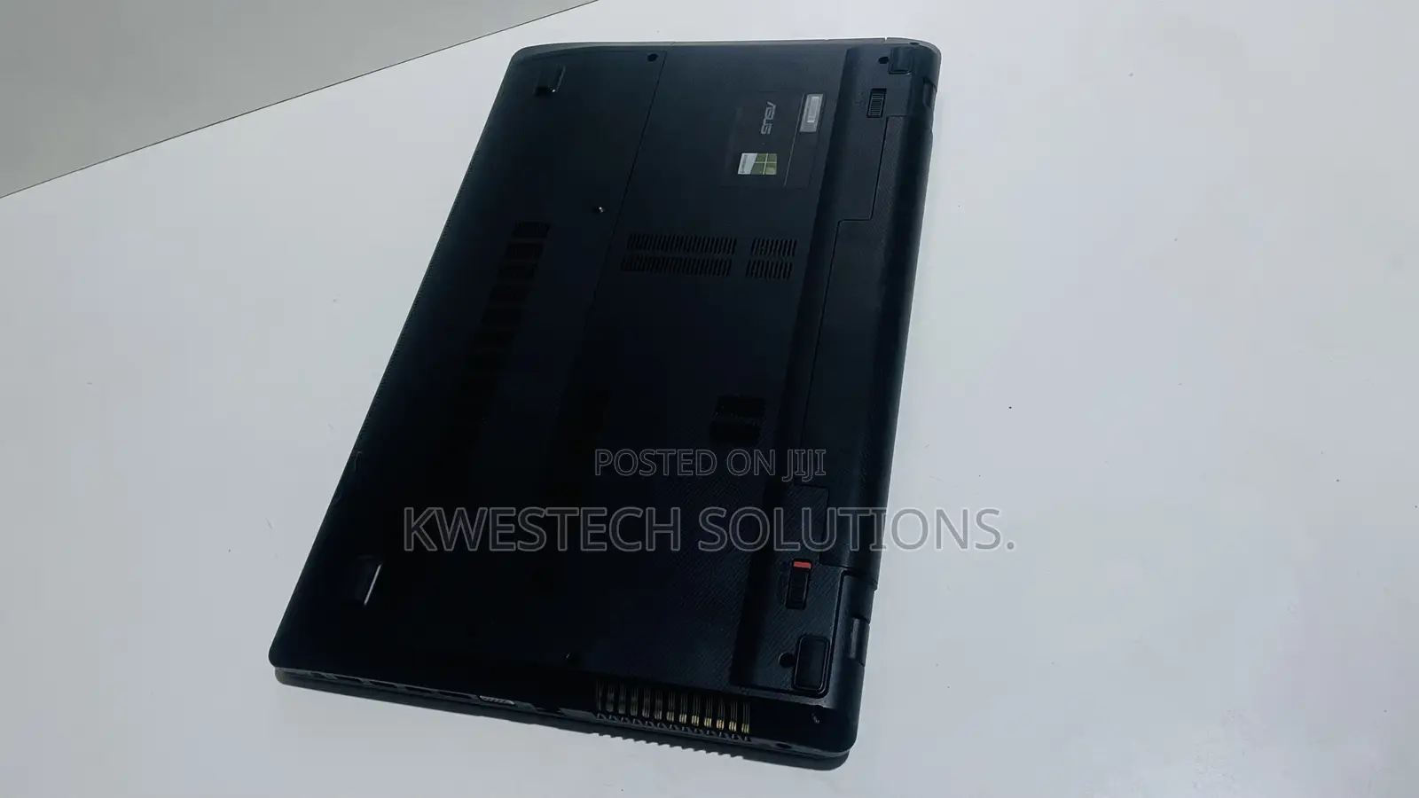 Laptop Asus K75DE 4GB Intel Pentium HDD 160GB