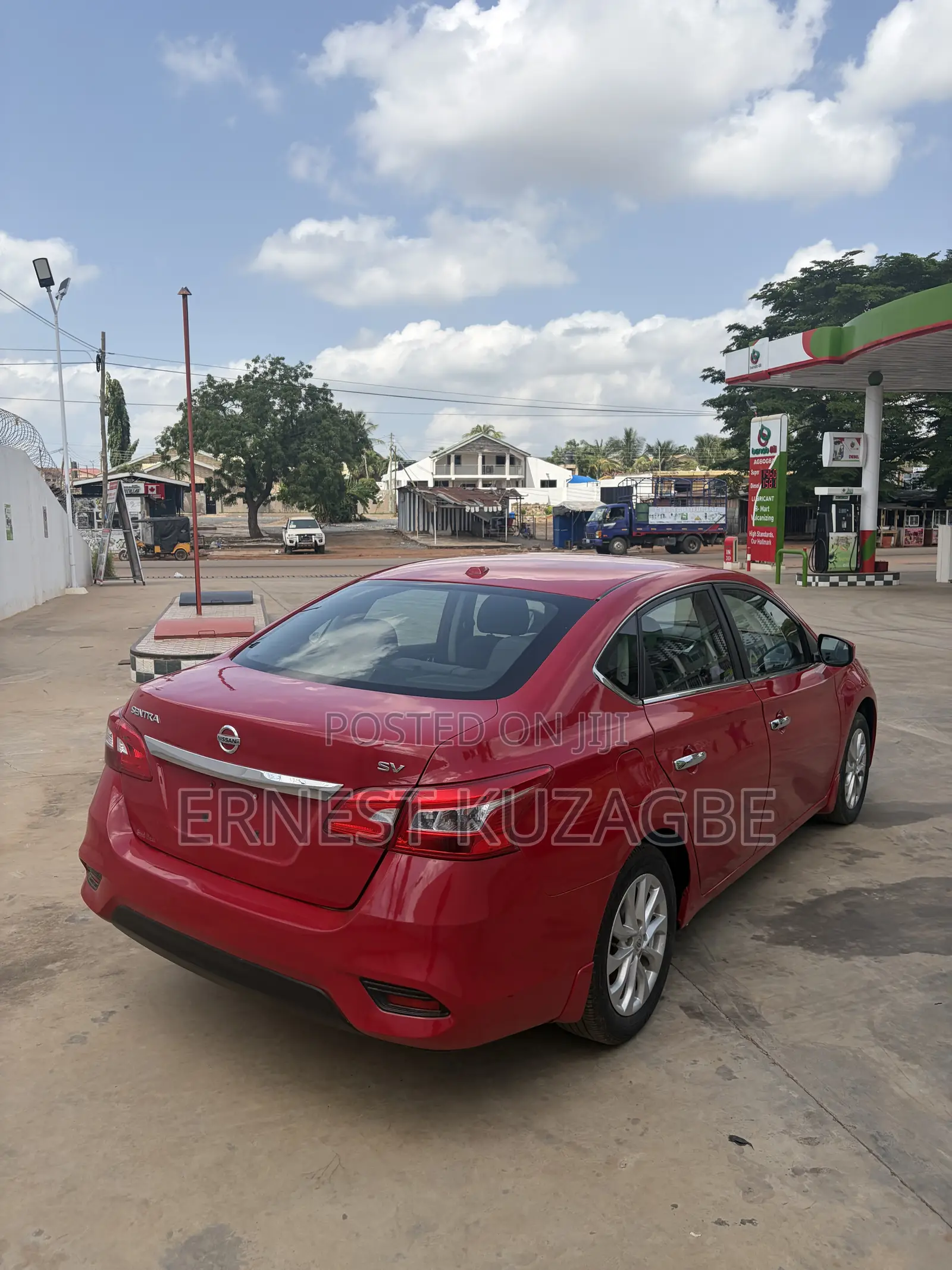 Nissan Sentra 2019 Red