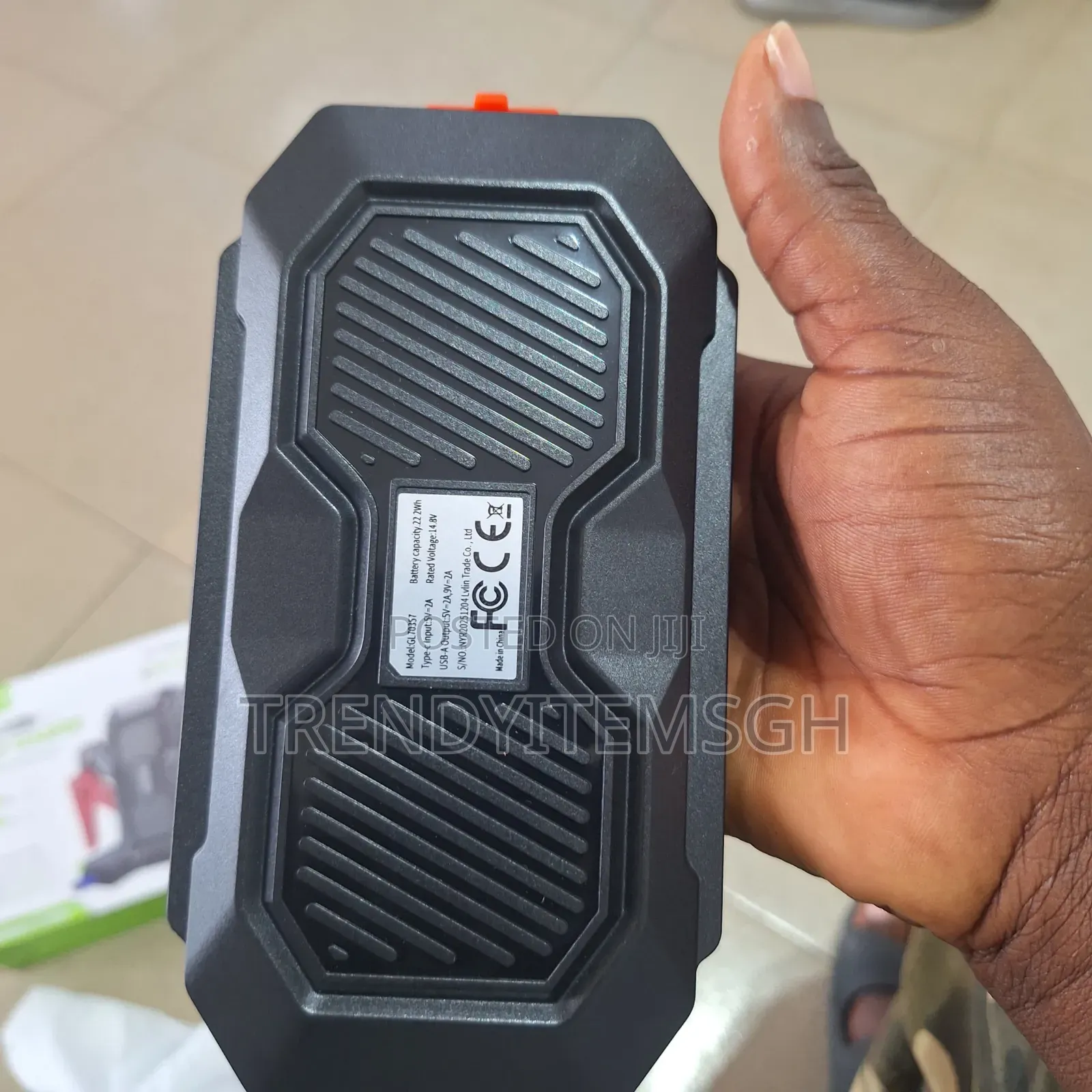 8000mah Emergency Car Battery Jump Starter Power Bank